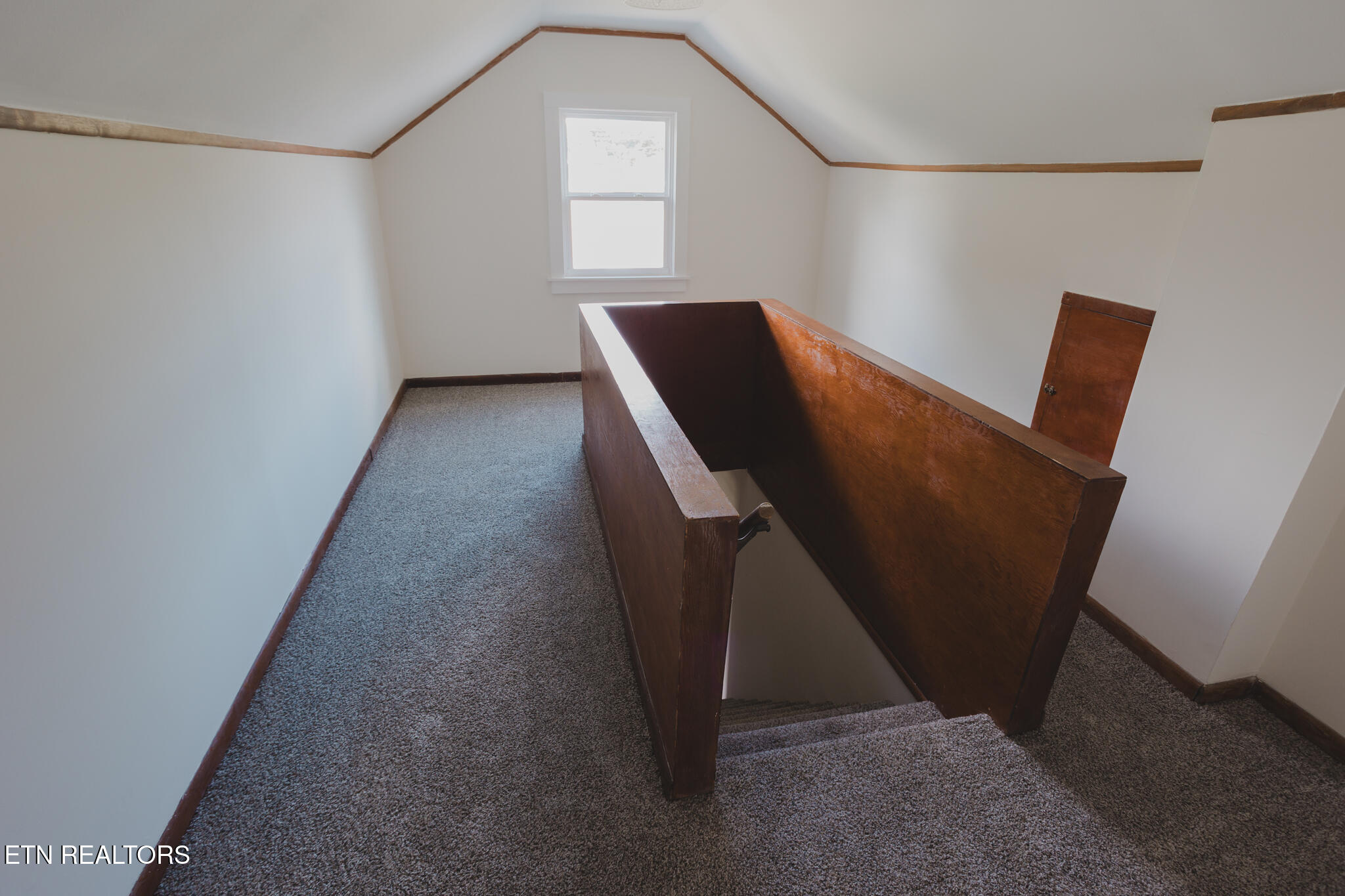 231 S Oakwood Avenue Clinton TN 37716