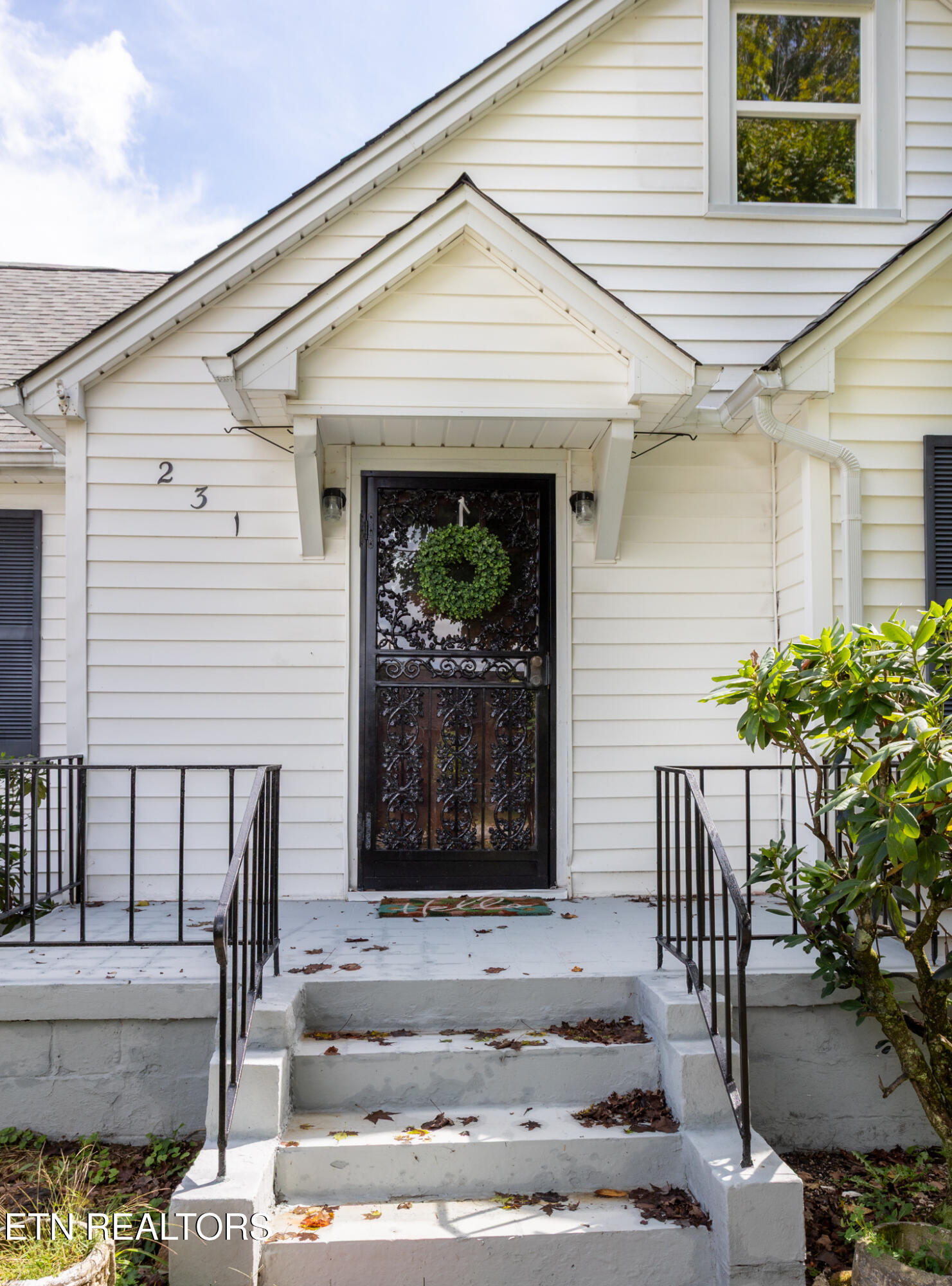 231 S Oakwood Avenue Clinton TN 37716