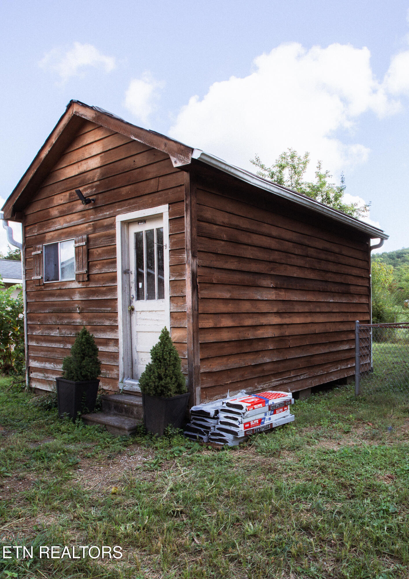 231 S Oakwood Avenue Clinton TN 37716