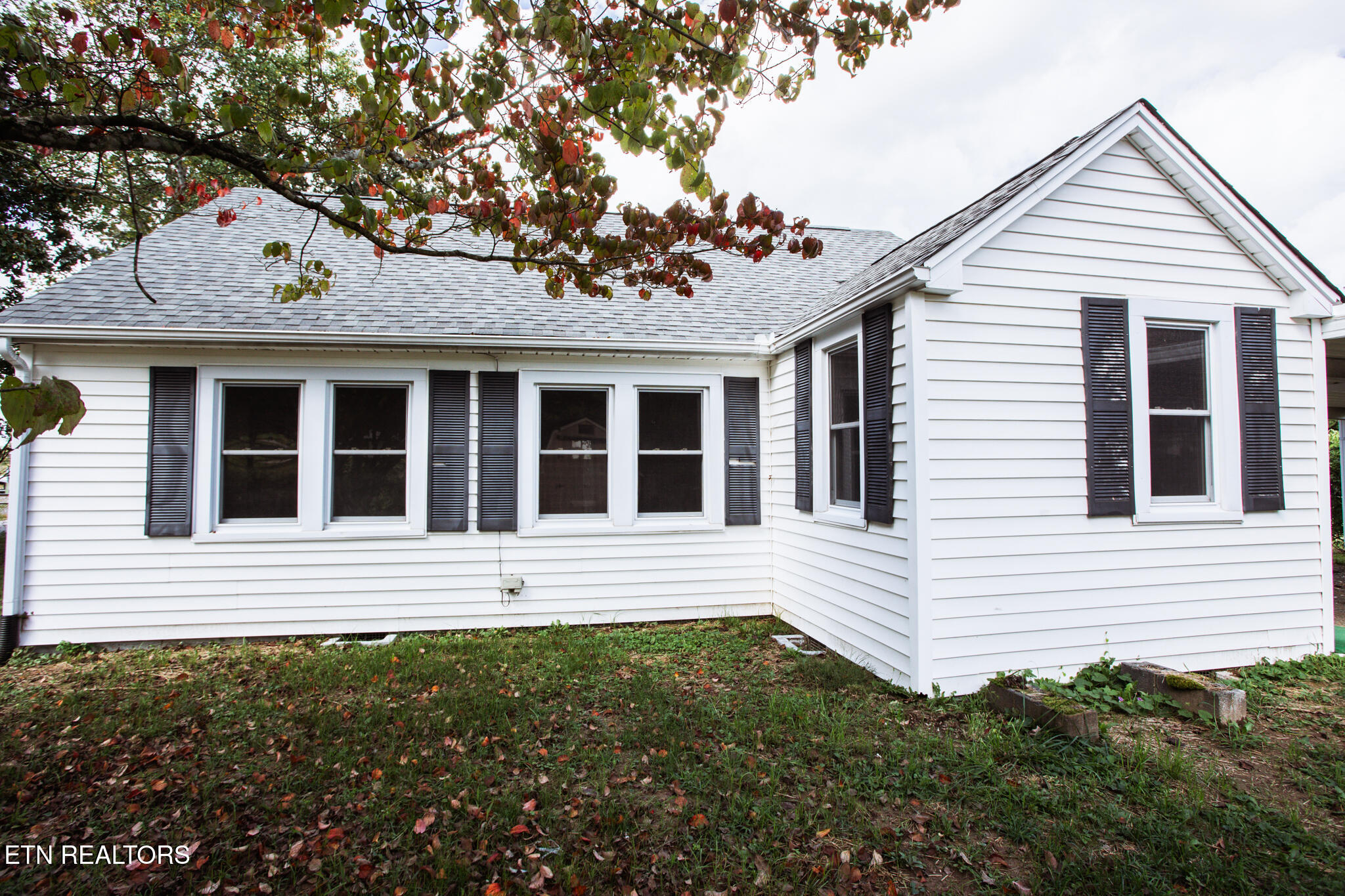 231 S Oakwood Avenue Clinton TN 37716