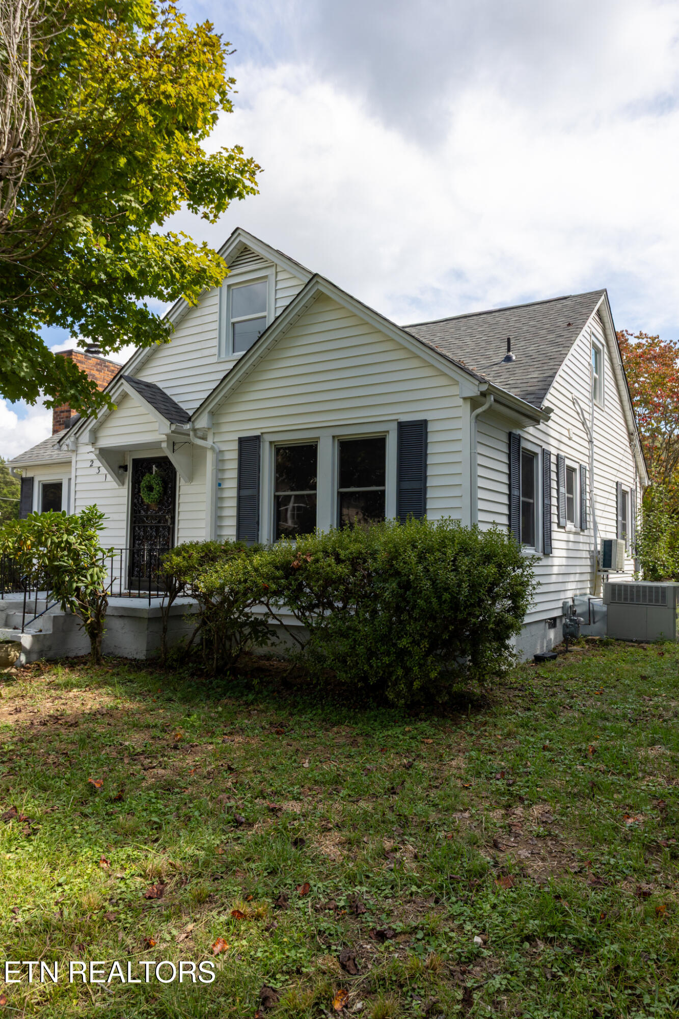 231 S Oakwood Avenue Clinton TN 37716