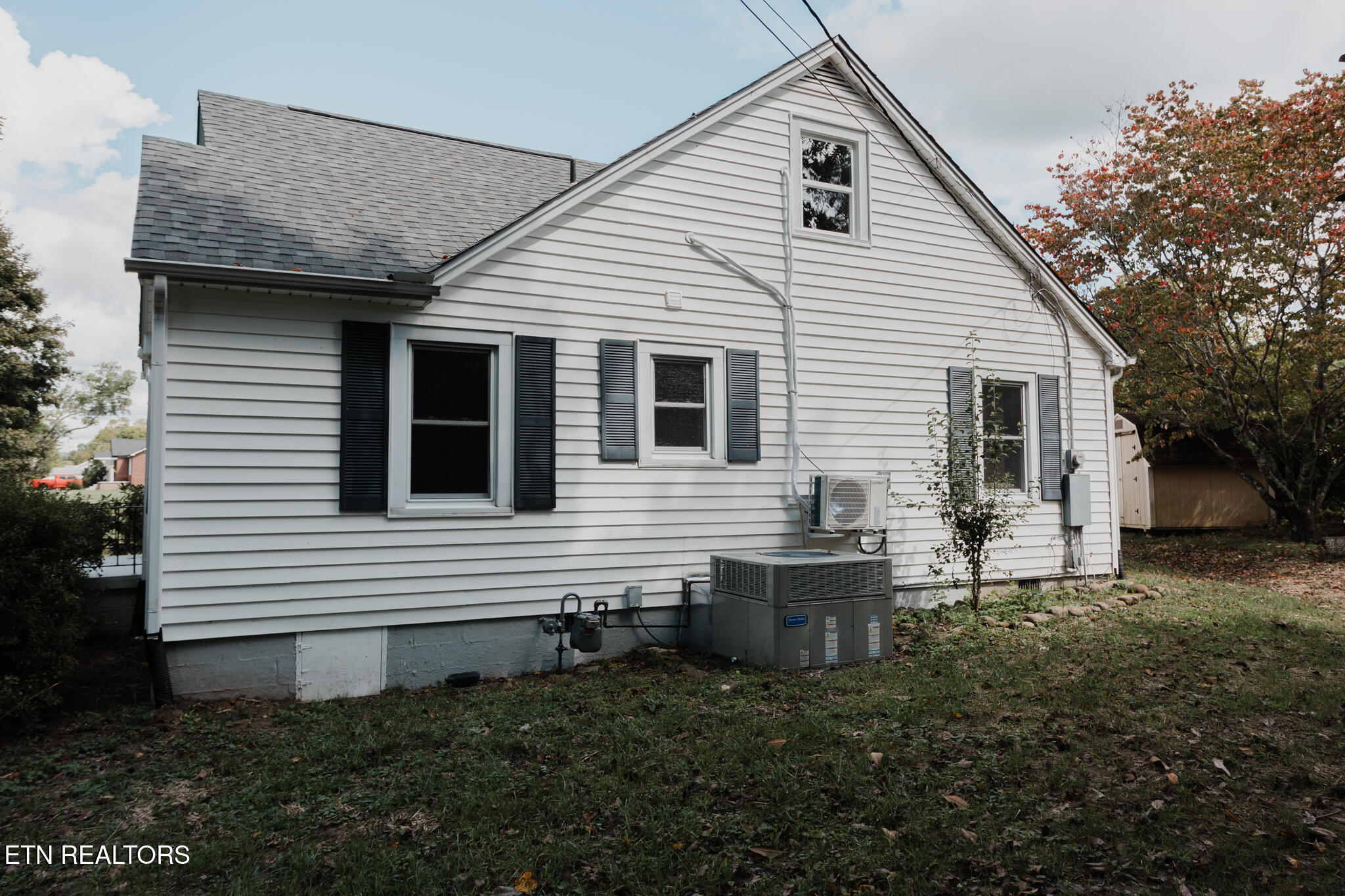 231 S Oakwood Avenue Clinton TN 37716