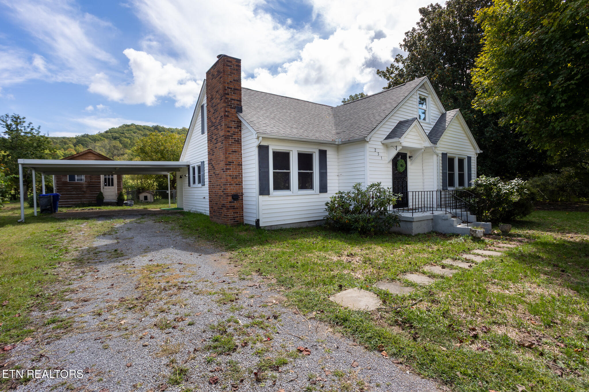 231 S Oakwood Avenue Clinton TN 37716