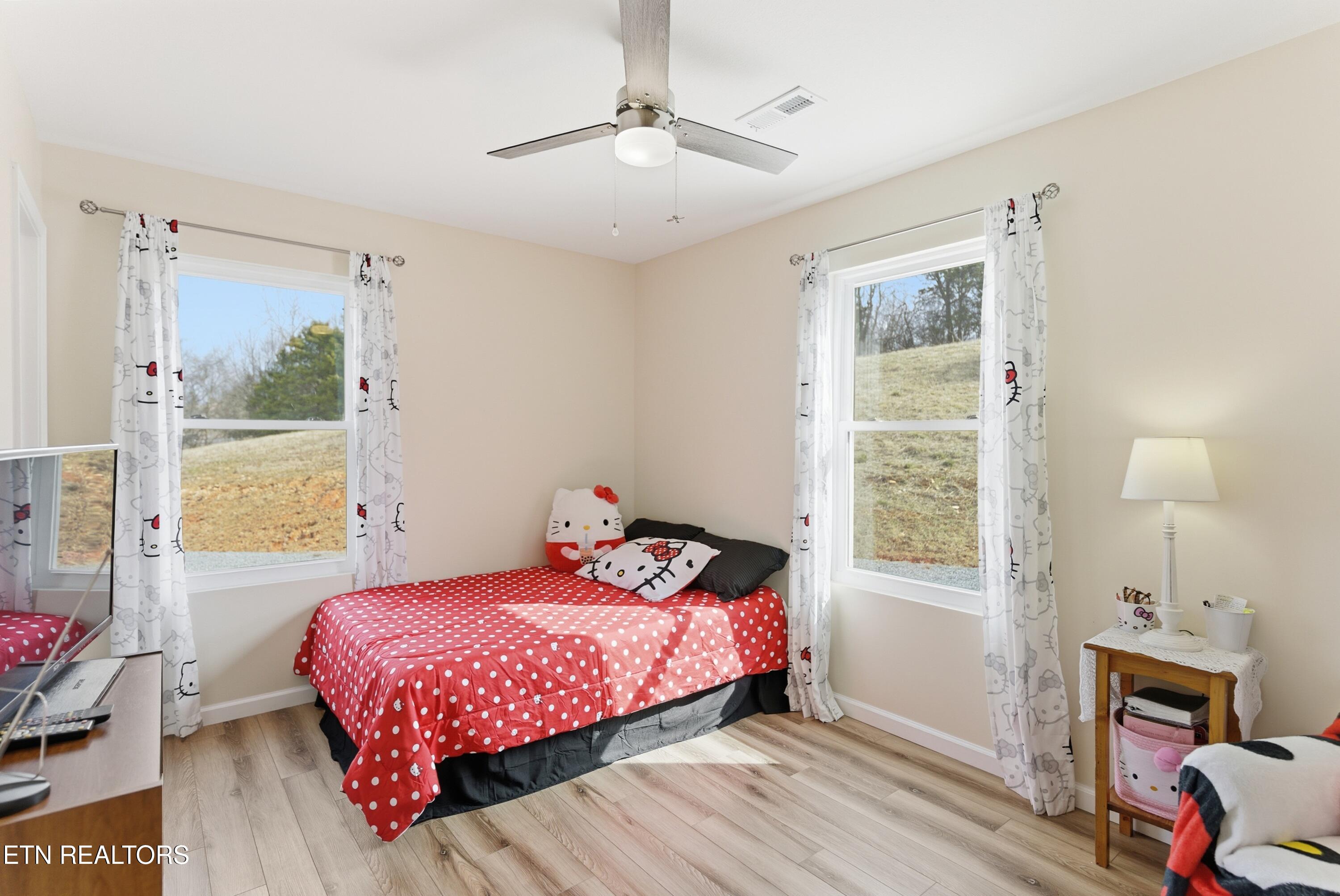 6911 Fairview Road Corryton TN 37721