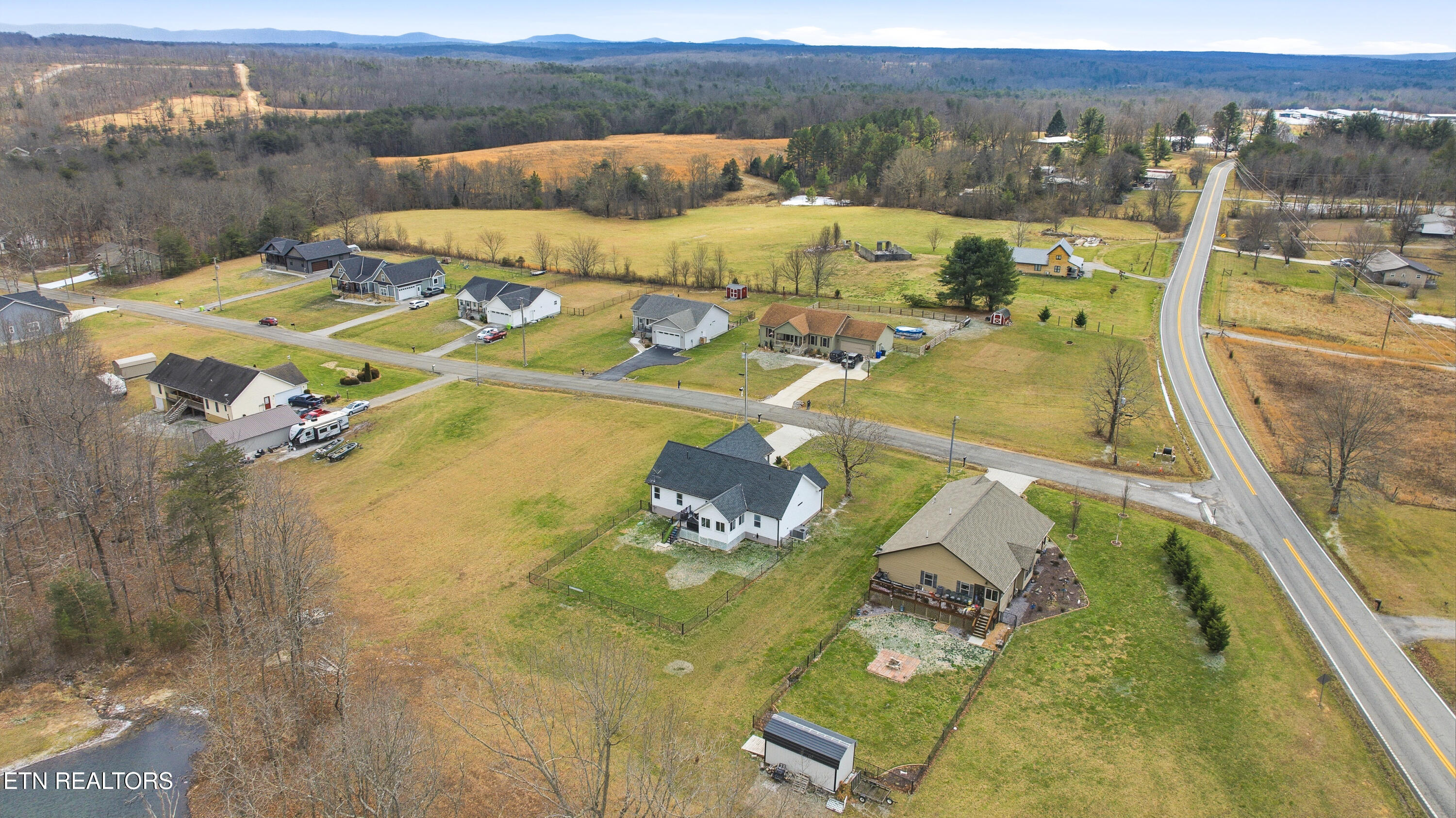 35 Perry Creek Drive Crossville TN 38572