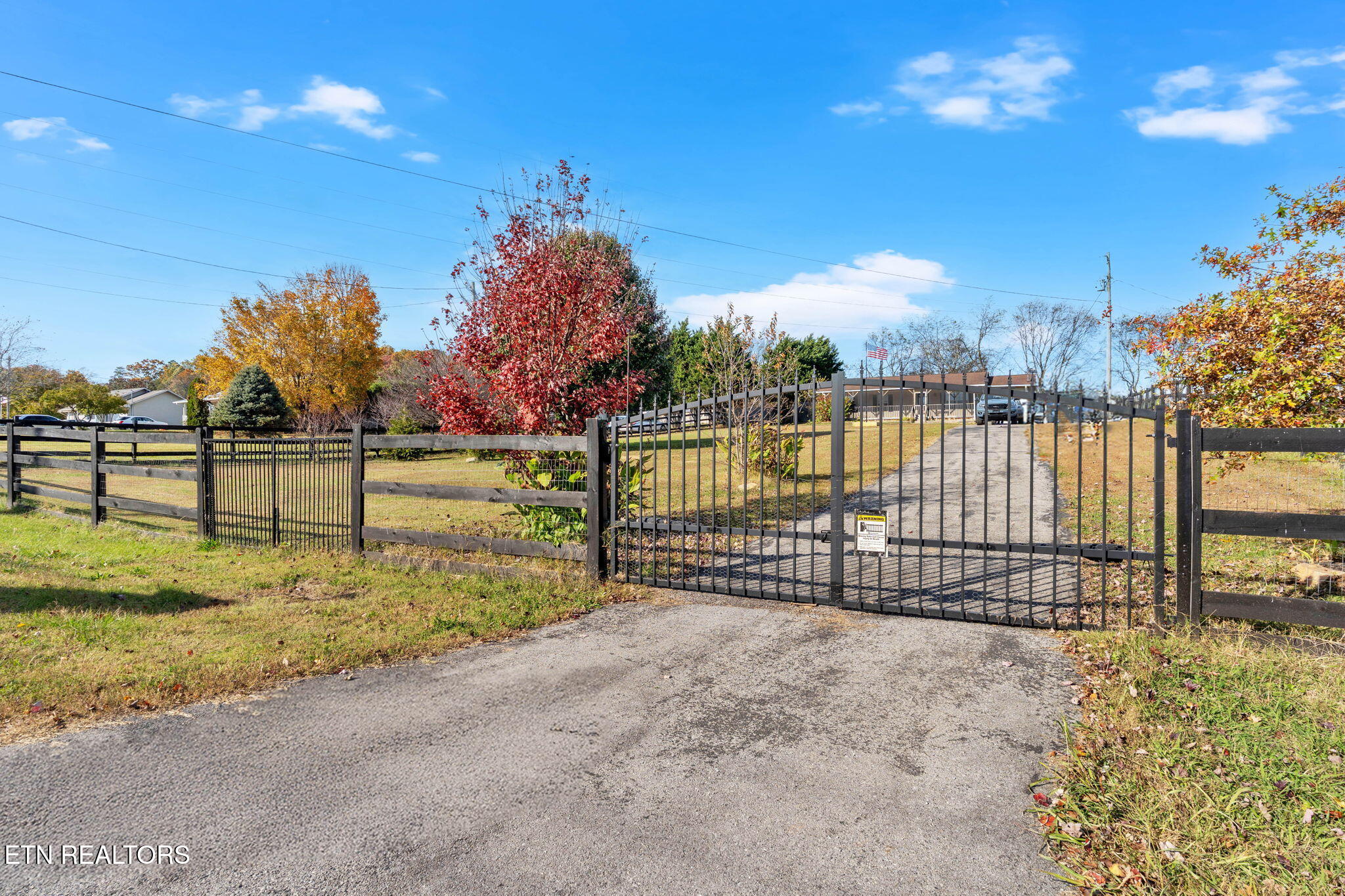 673 Ross Drive Dandridge TN 37725