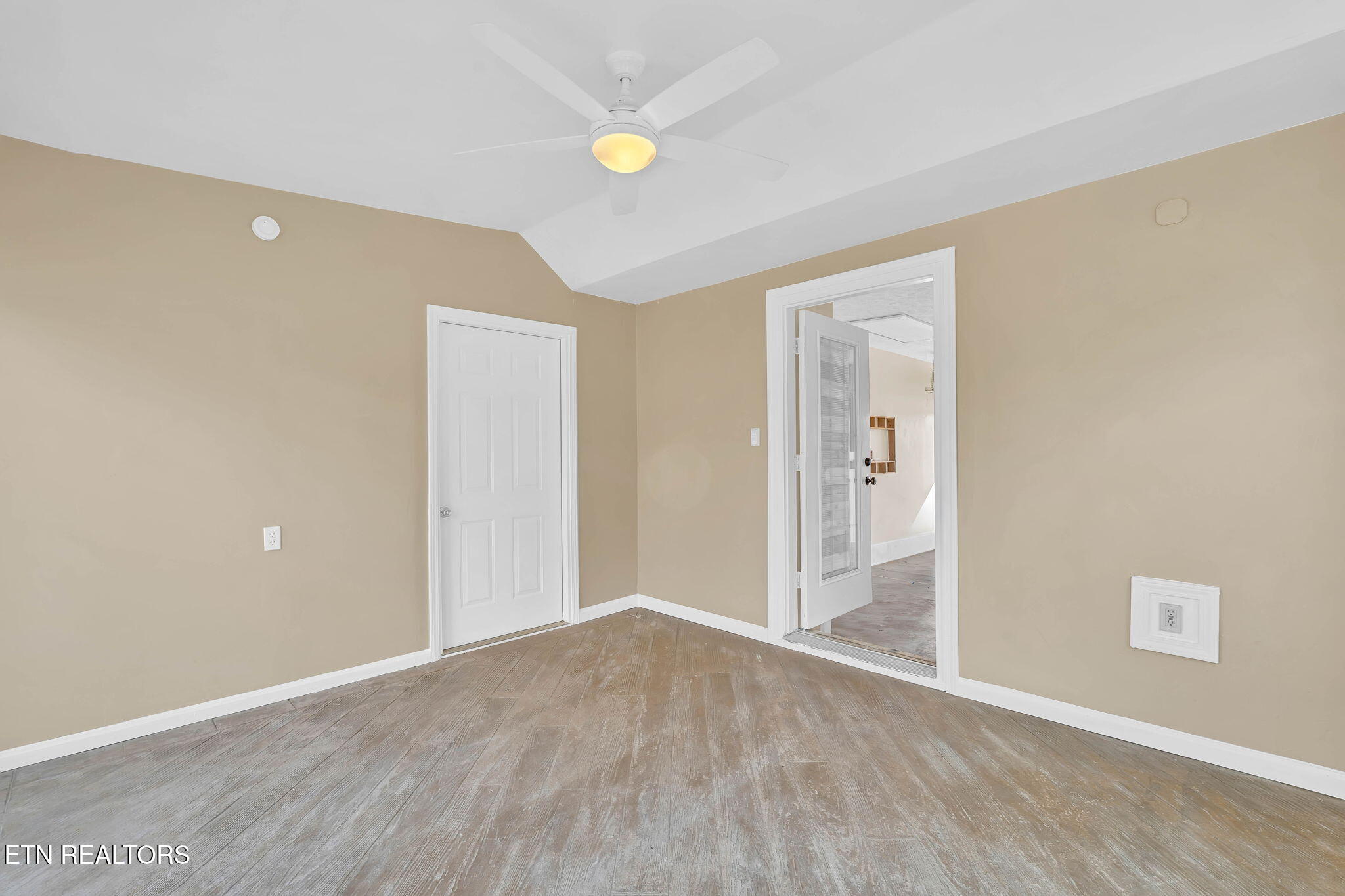 673 Ross Drive Dandridge TN 37725