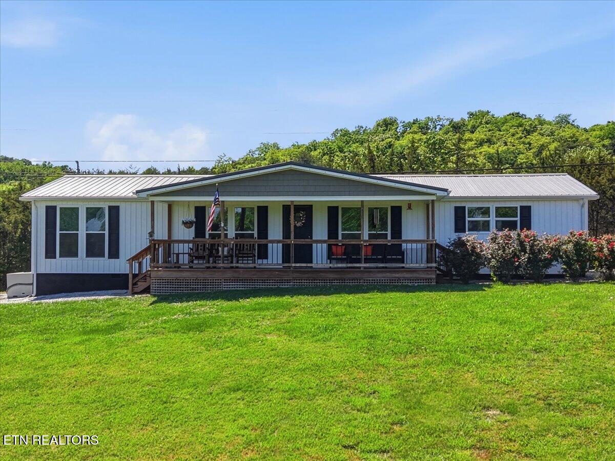 1509 Hollow Springs Road White Pine TN 37890