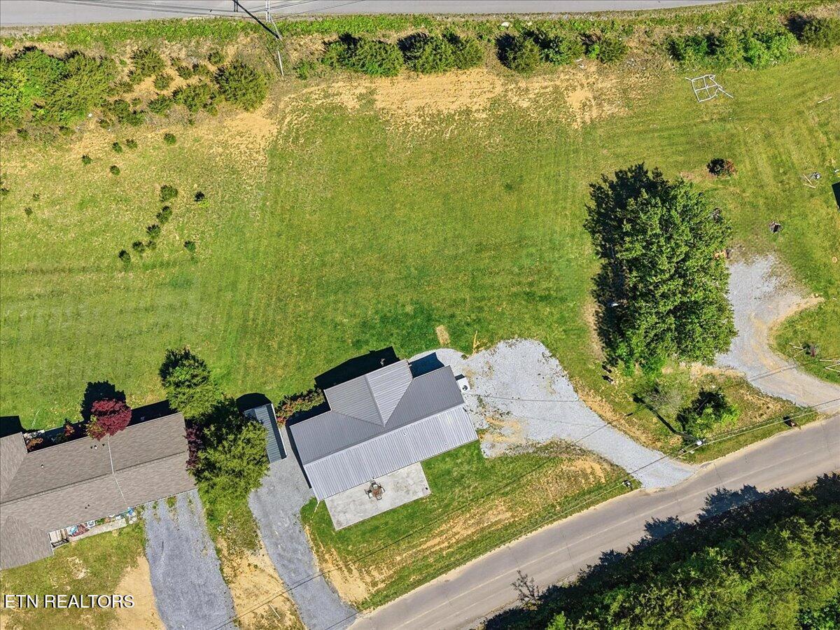 1509 Hollow Springs Road White Pine TN 37890