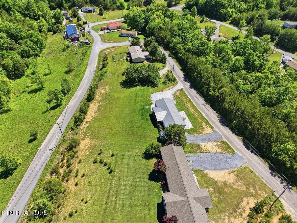 1509 Hollow Springs Road White Pine TN 37890
