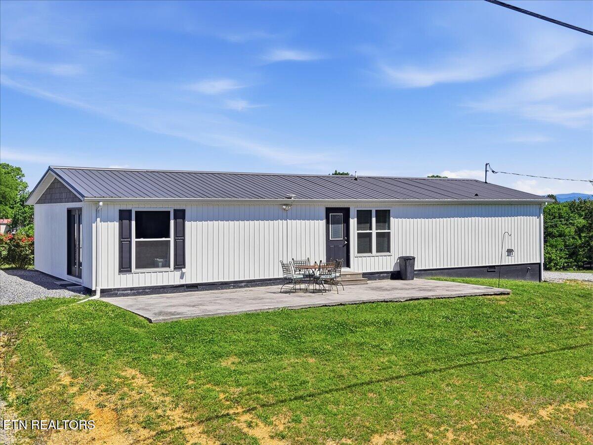 1509 Hollow Springs Road White Pine TN 37890