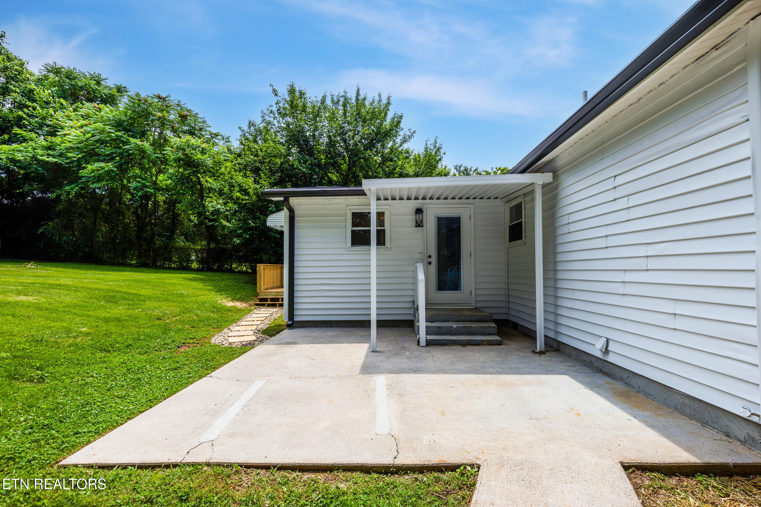 210 Elyria Drive Knoxville TN 37912