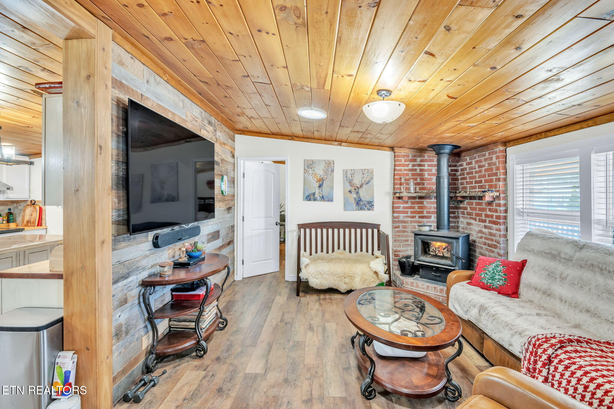 351 Zac Road Sunbright TN 37872