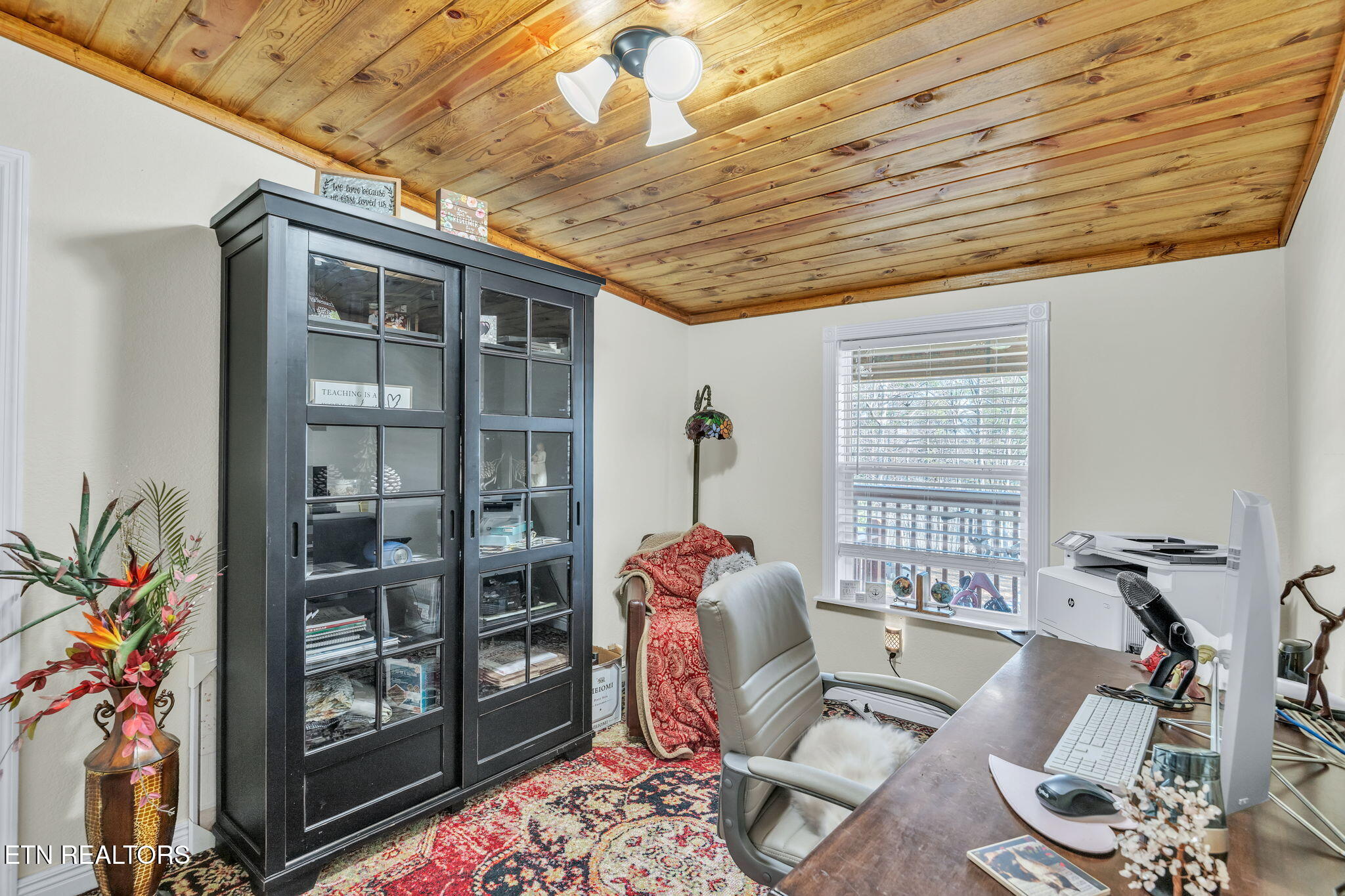 351 Zac Road Sunbright TN 37872