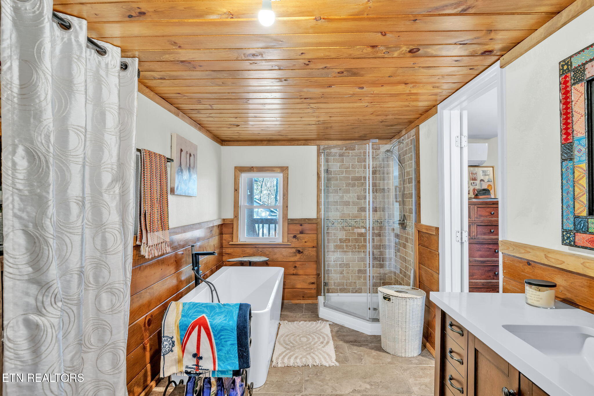 351 Zac Road Sunbright TN 37872