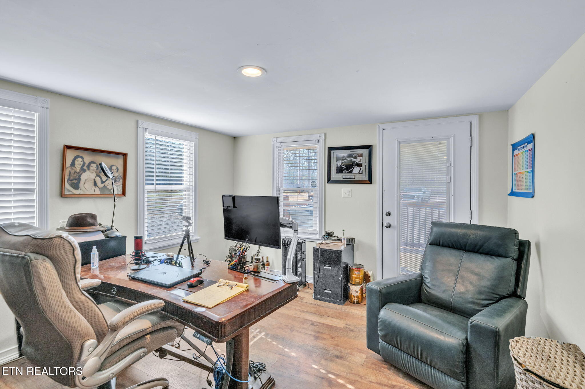 351 Zac Road Sunbright TN 37872