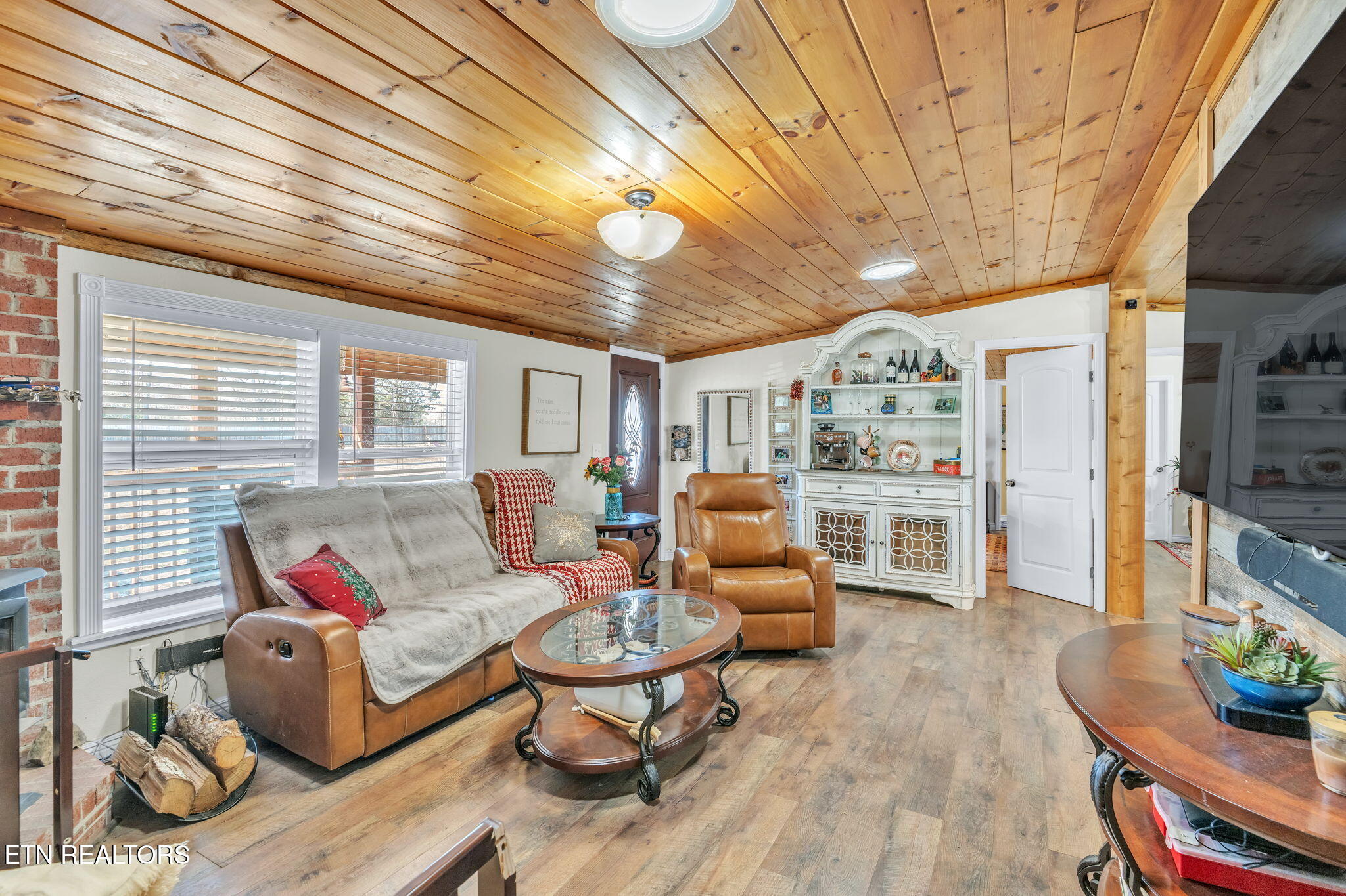 351 Zac Road Sunbright TN 37872