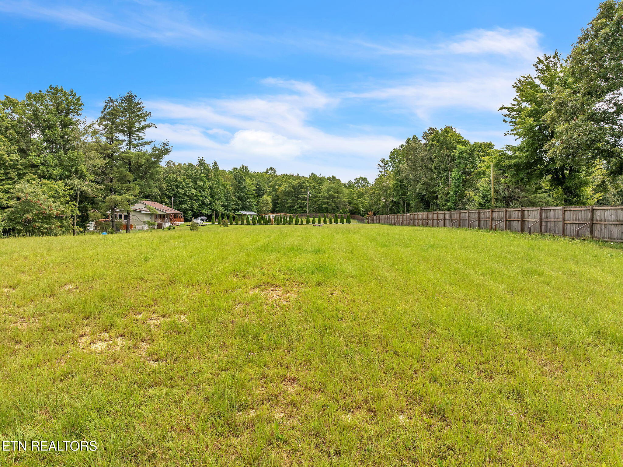 351 Zac Road Sunbright TN 37872