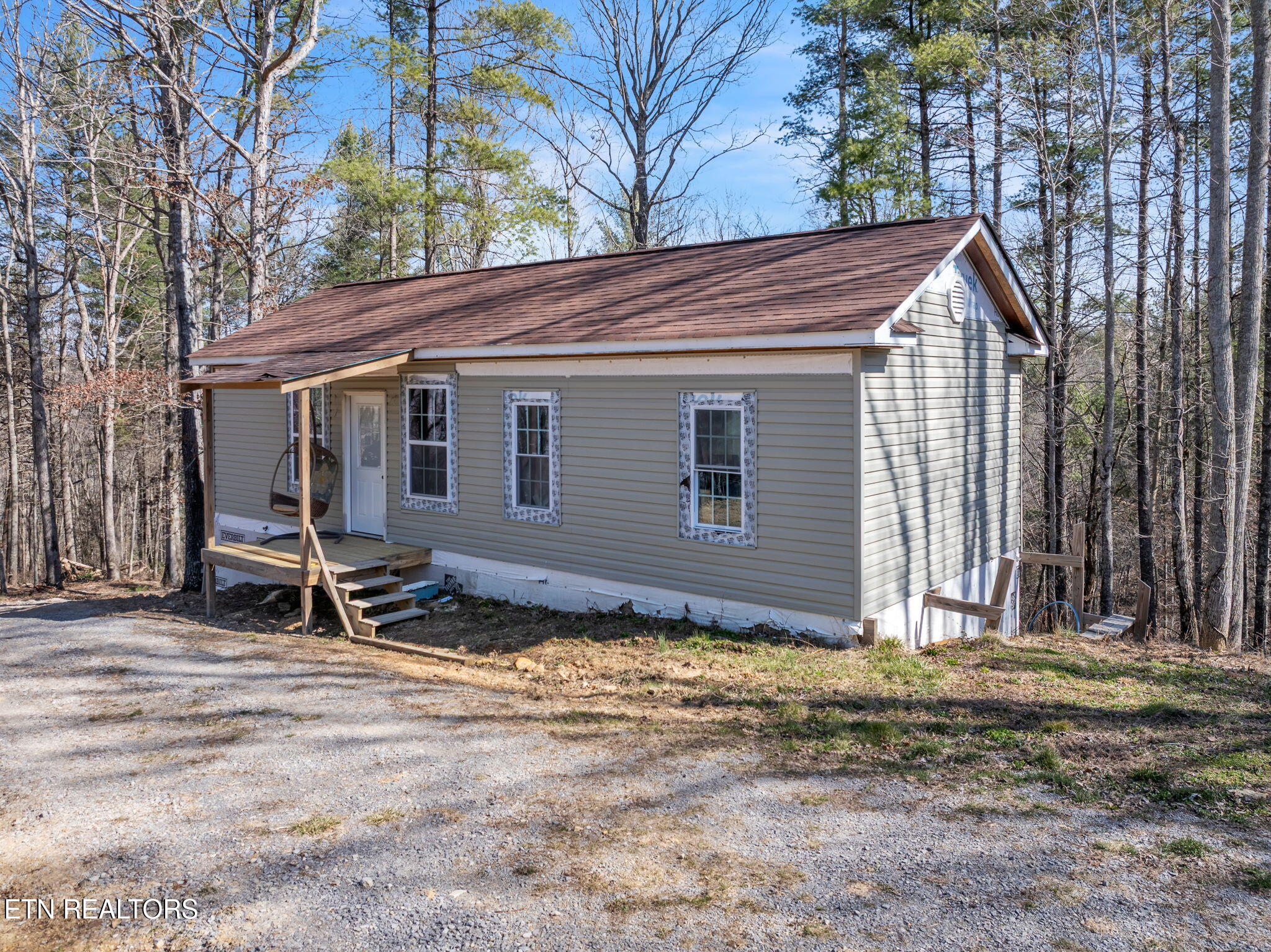 351 Zac Road Sunbright TN 37872