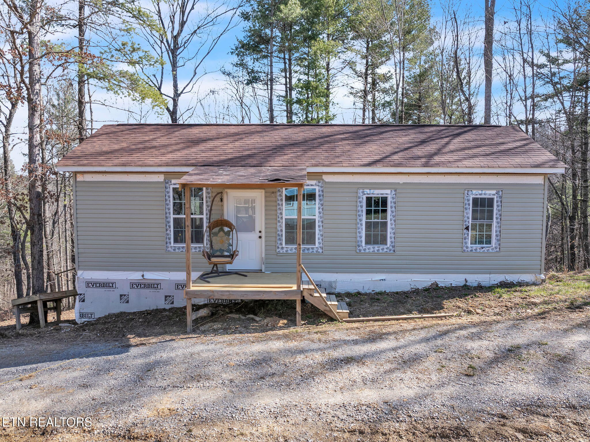 351 Zac Road Sunbright TN 37872