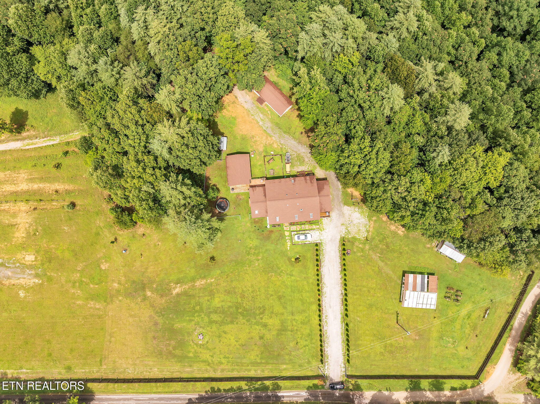 351 Zac Road Sunbright TN 37872