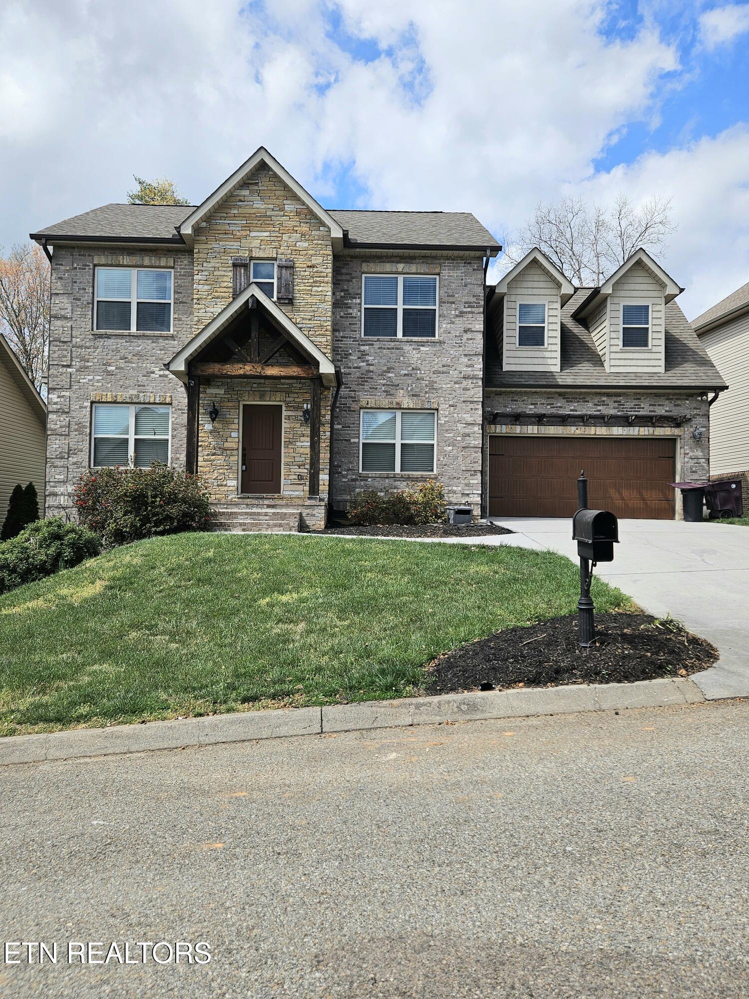 1325 Sloping Hill Lane Knoxville TN 37931