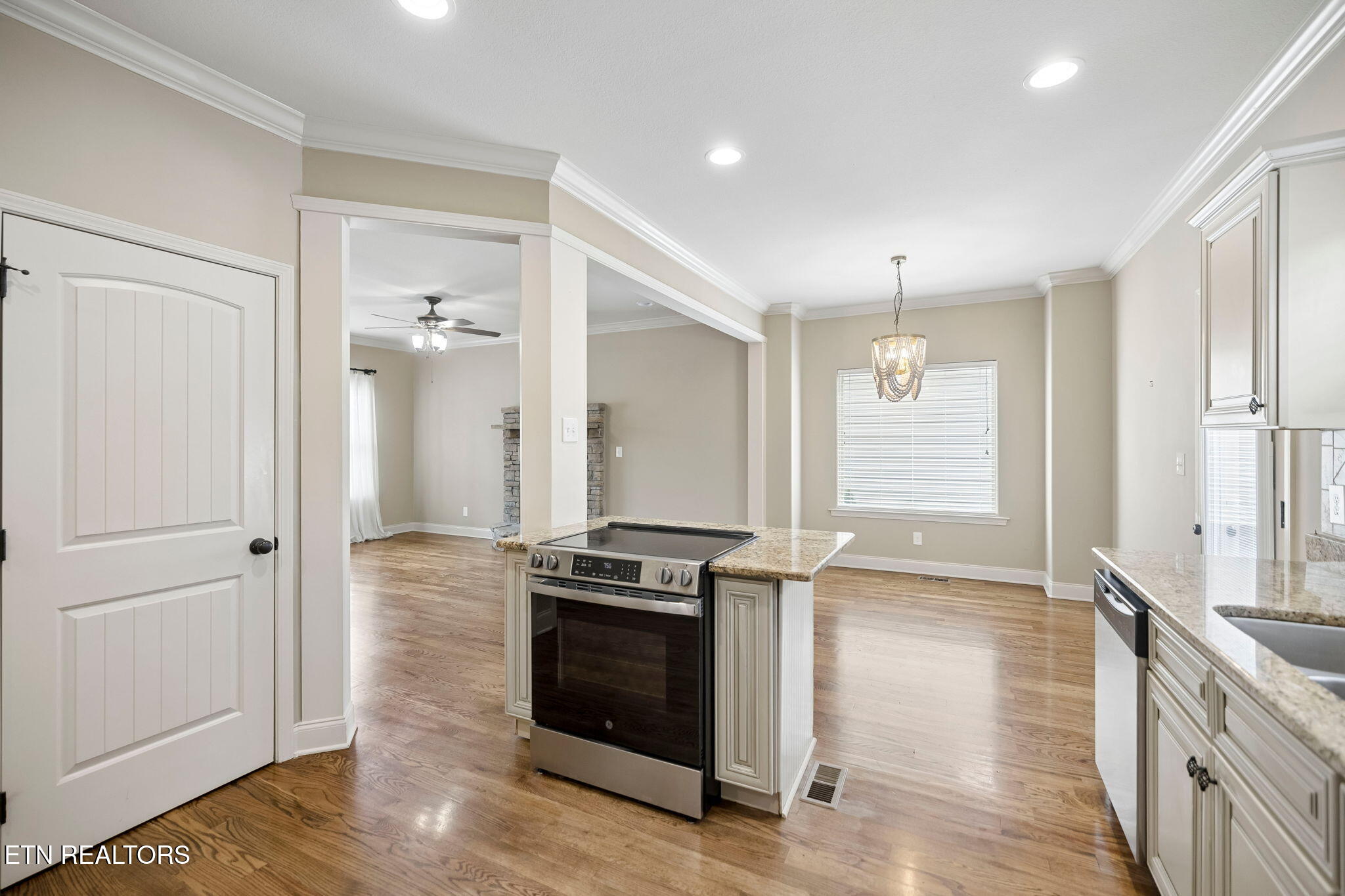 1325 Sloping Hill Lane Knoxville TN 37931