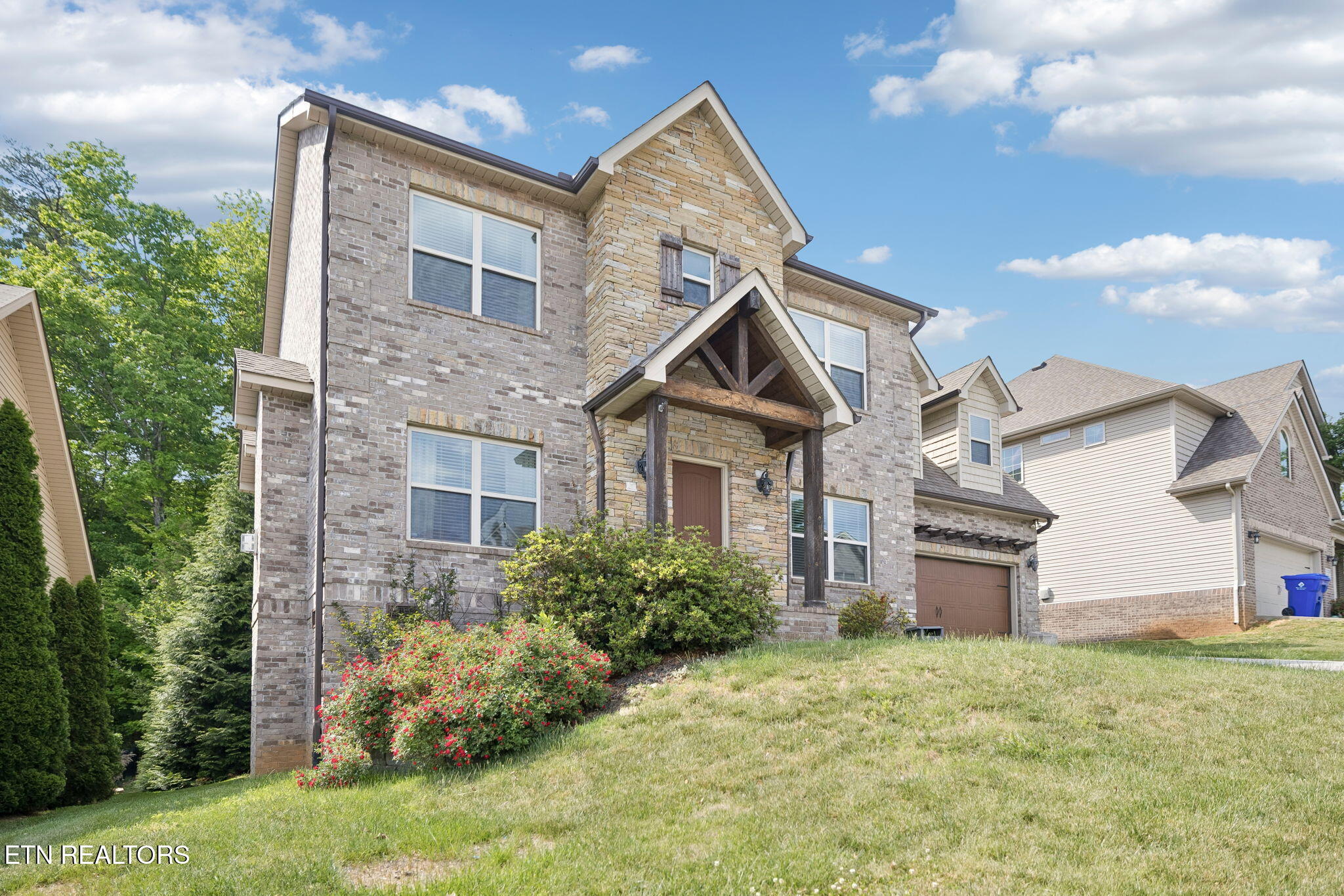 1325 Sloping Hill Lane Knoxville TN 37931