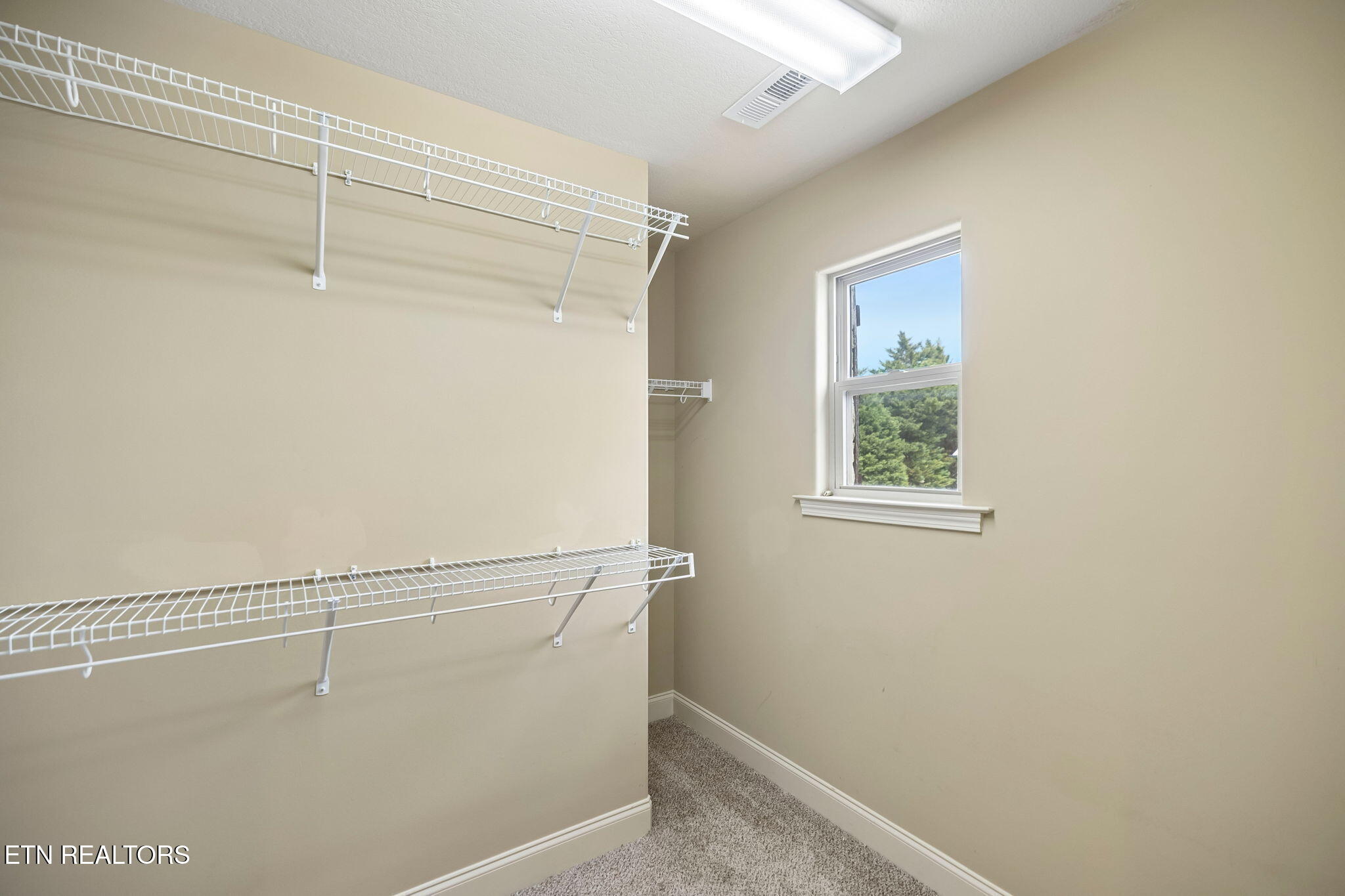 1325 Sloping Hill Lane Knoxville TN 37931
