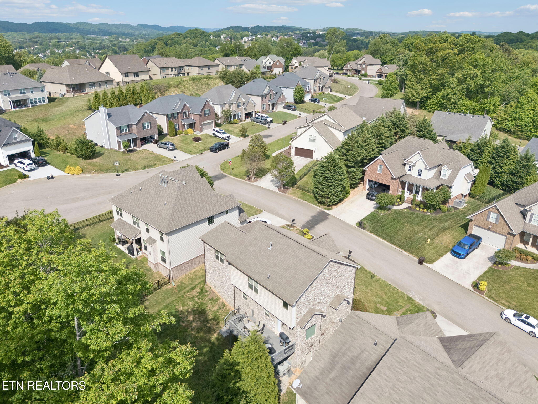 1325 Sloping Hill Lane Knoxville TN 37931