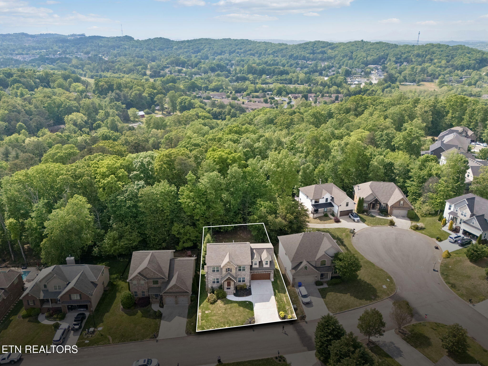 1325 Sloping Hill Lane Knoxville TN 37931