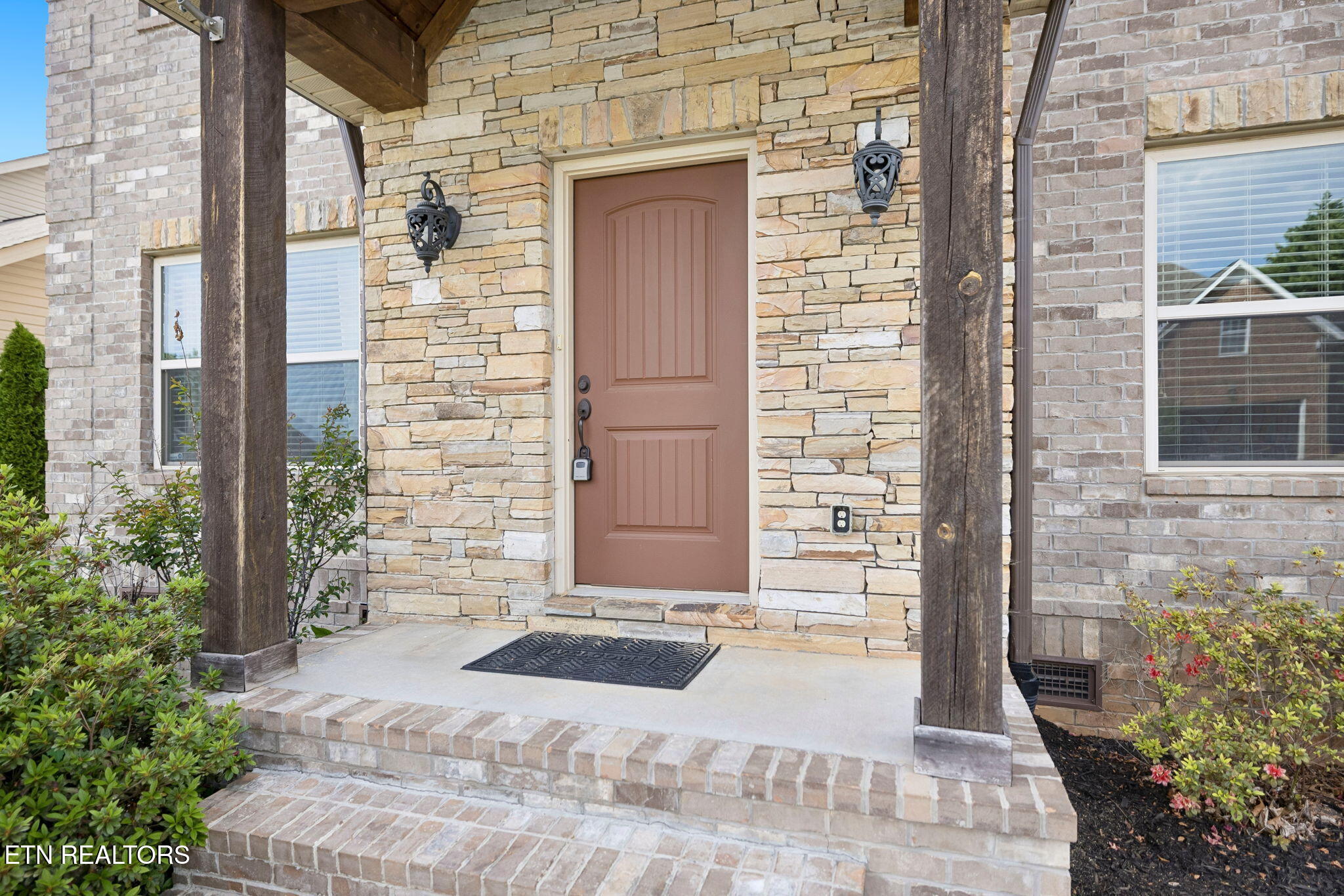 1325 Sloping Hill Lane Knoxville TN 37931