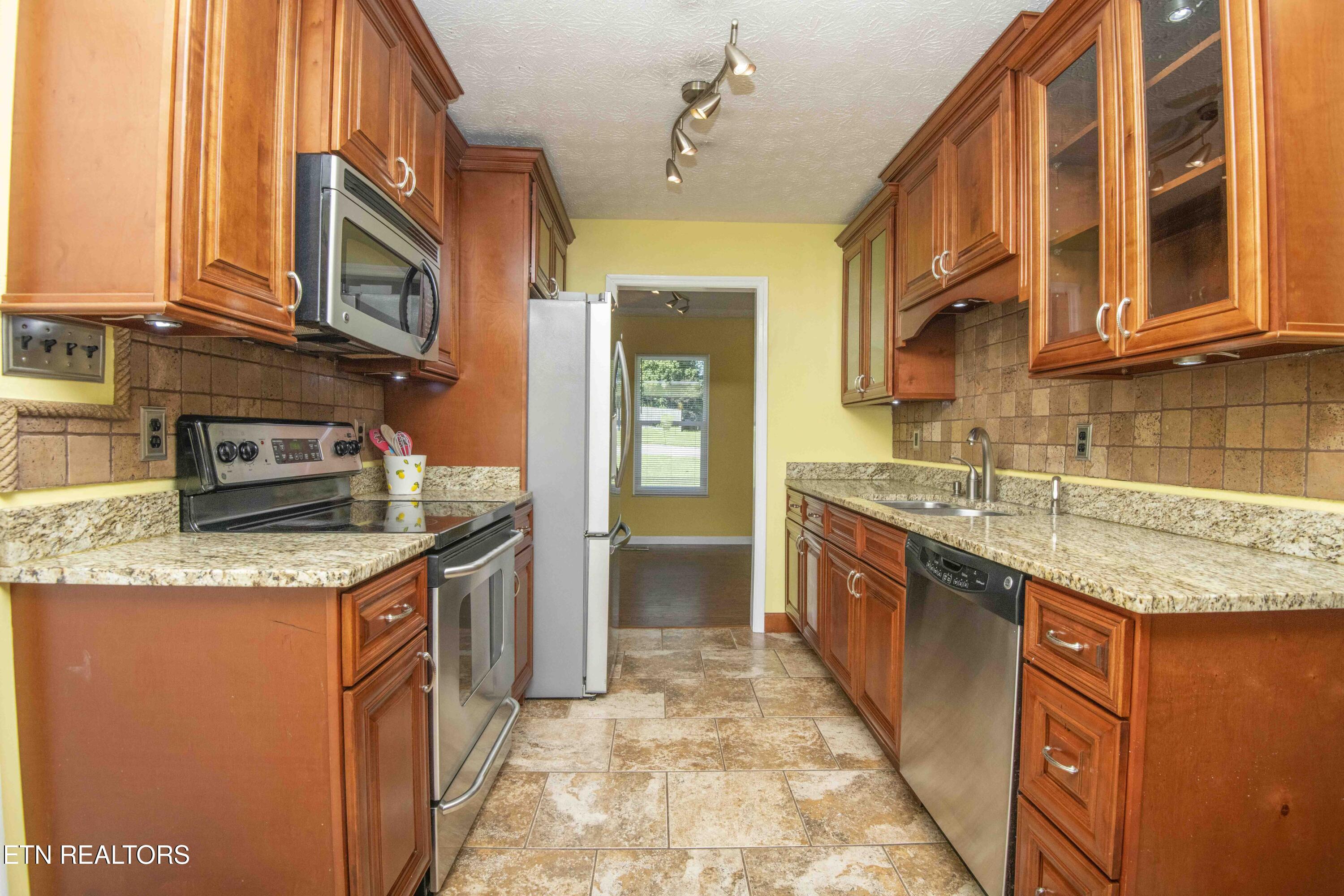 1203 E Woodshire Drive Knoxville TN 37922