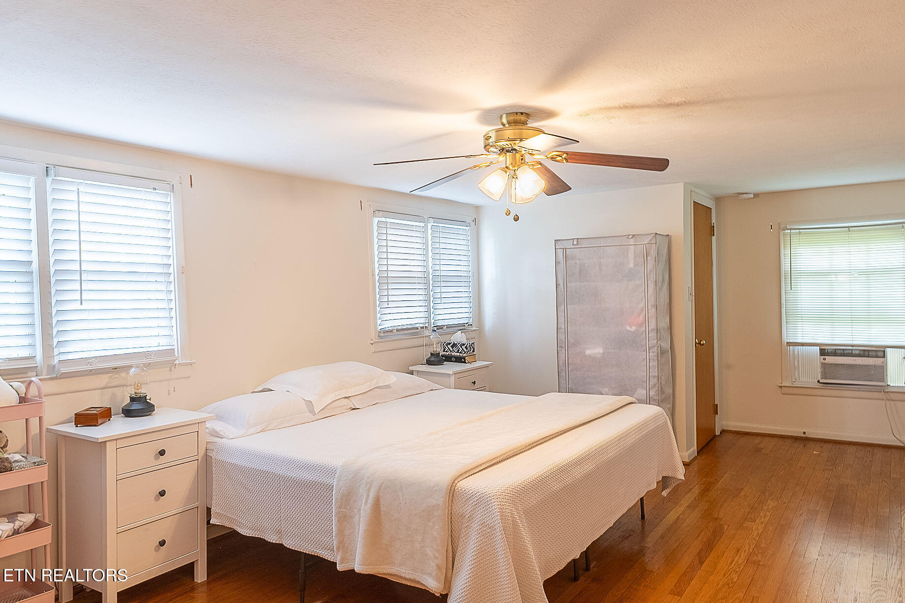 1107 E Elm Street Lafollette TN 37766