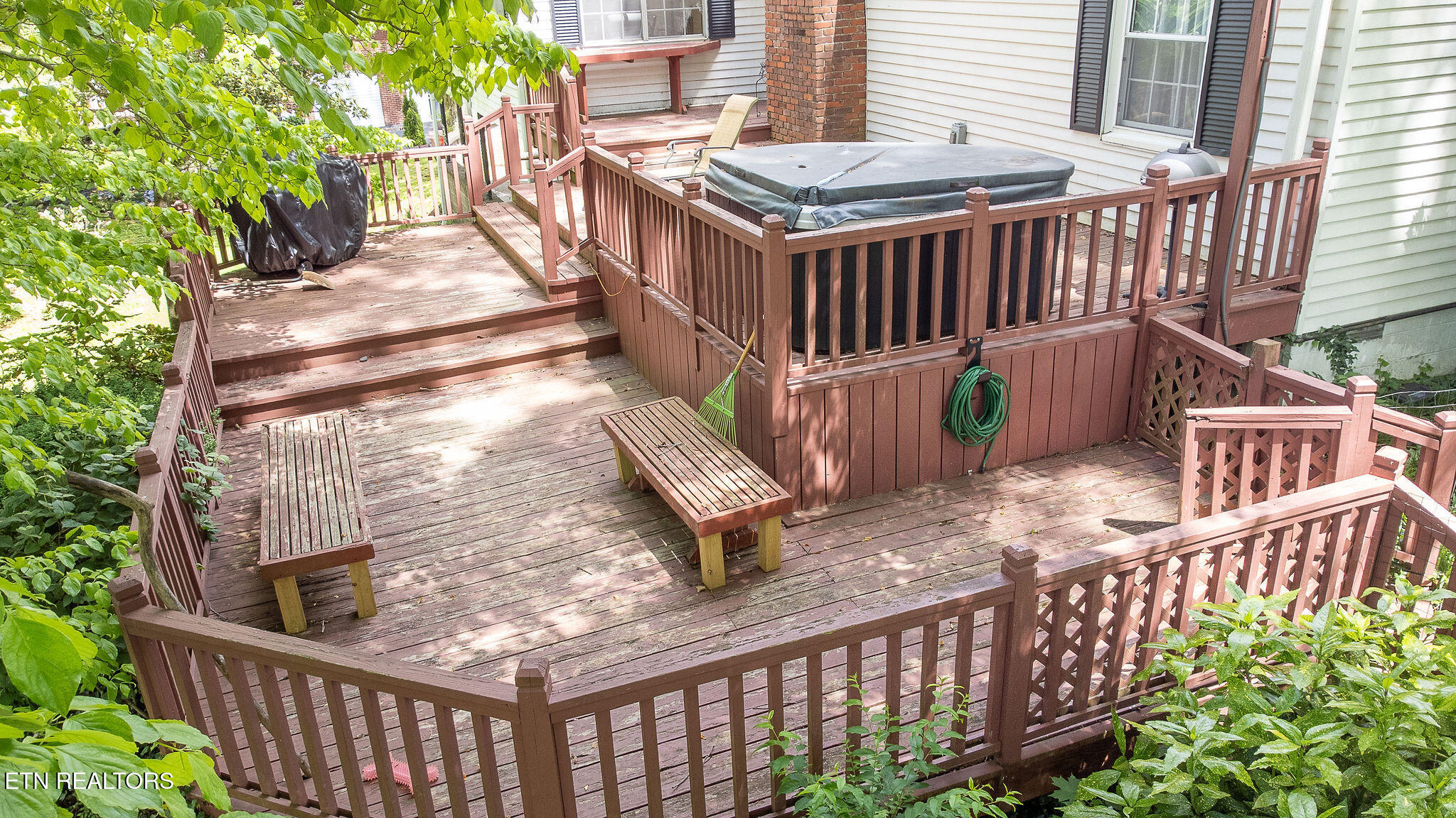 1107 E Elm Street Lafollette TN 37766