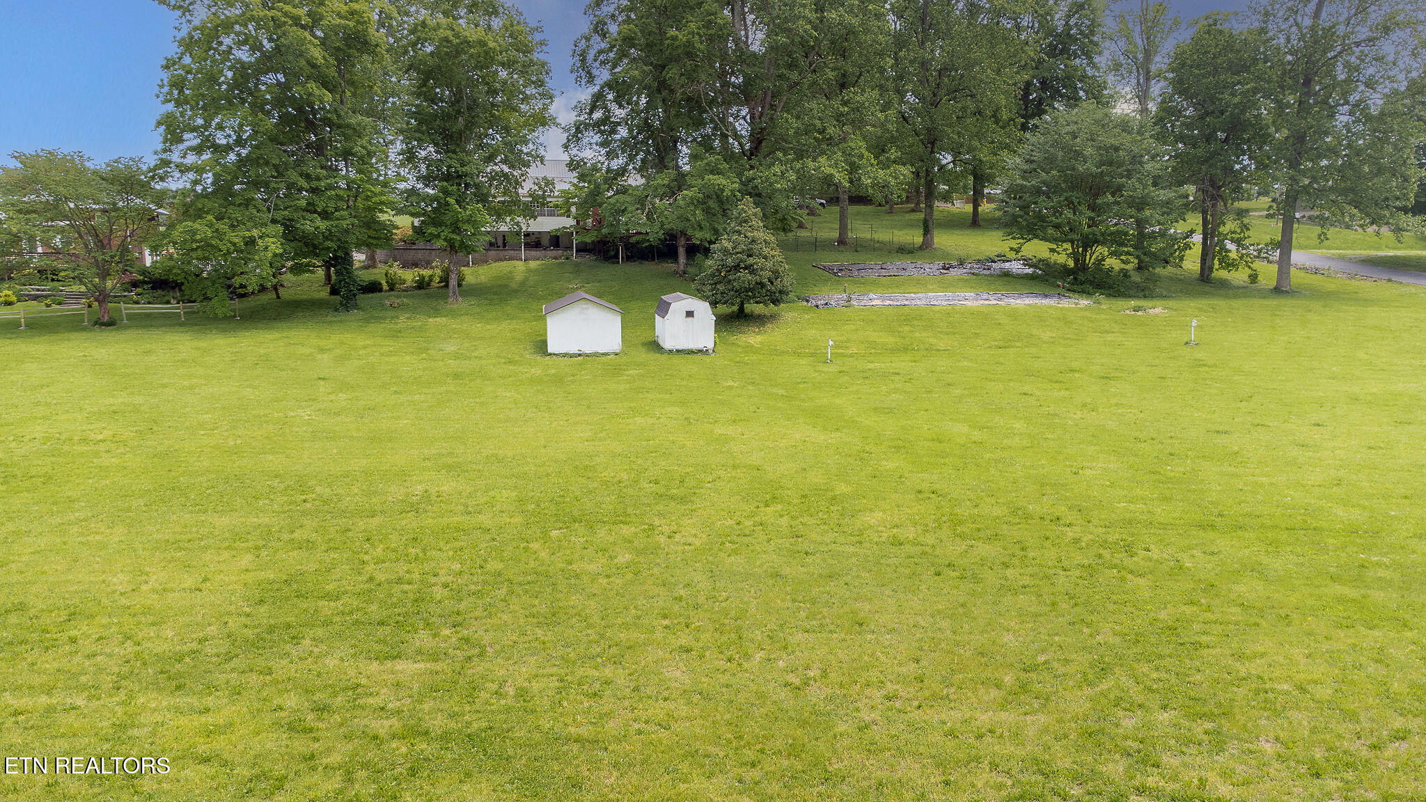 1107 E Elm Street Lafollette TN 37766