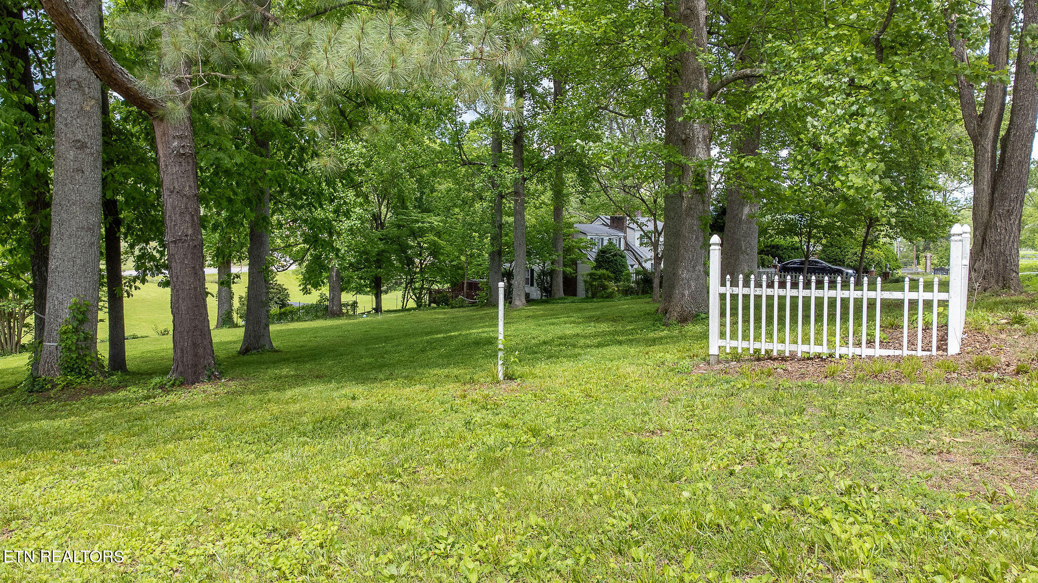 1107 E Elm Street Lafollette TN 37766