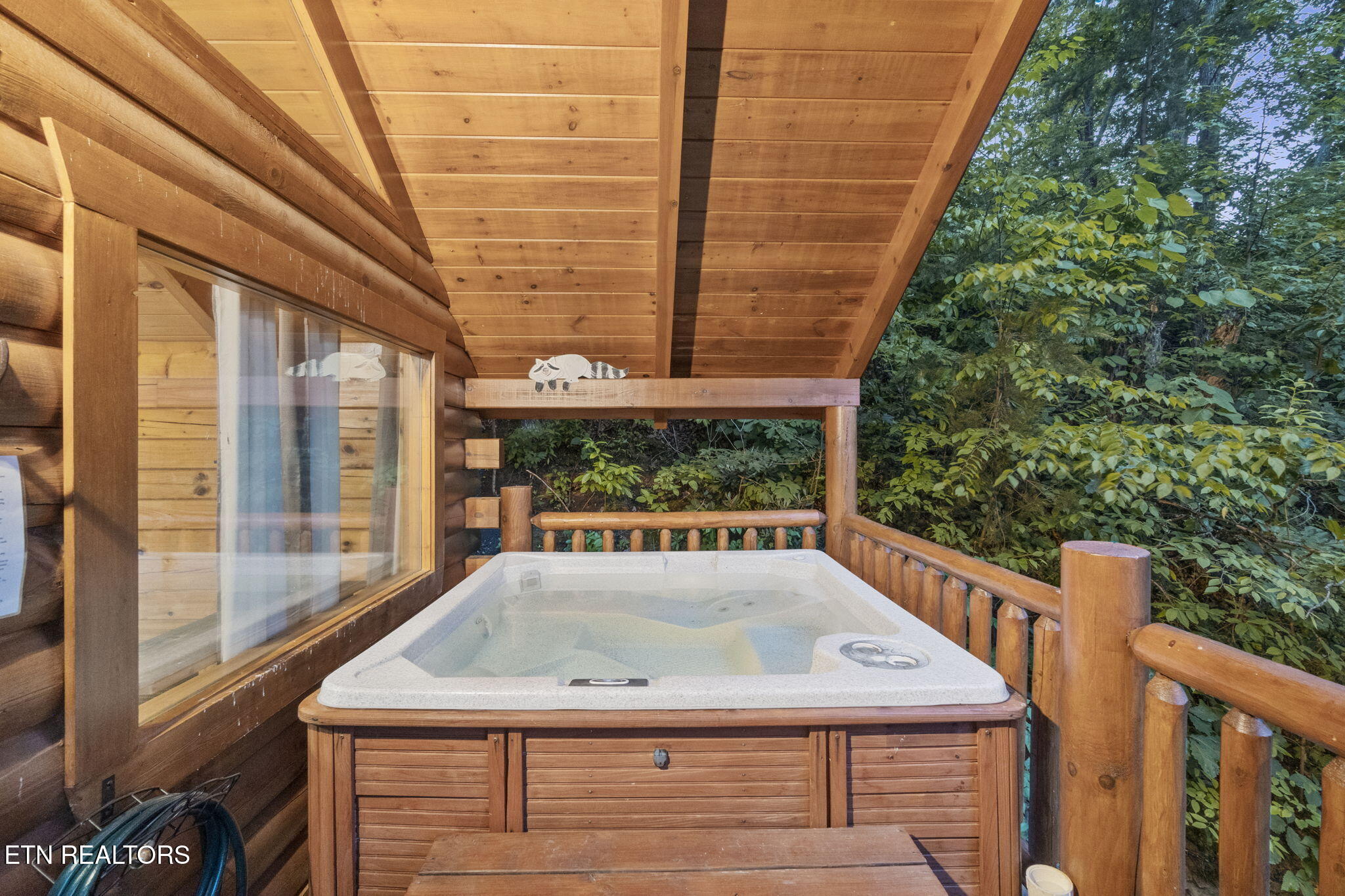 1868 Orchard Drive Sevierville TN 37876
