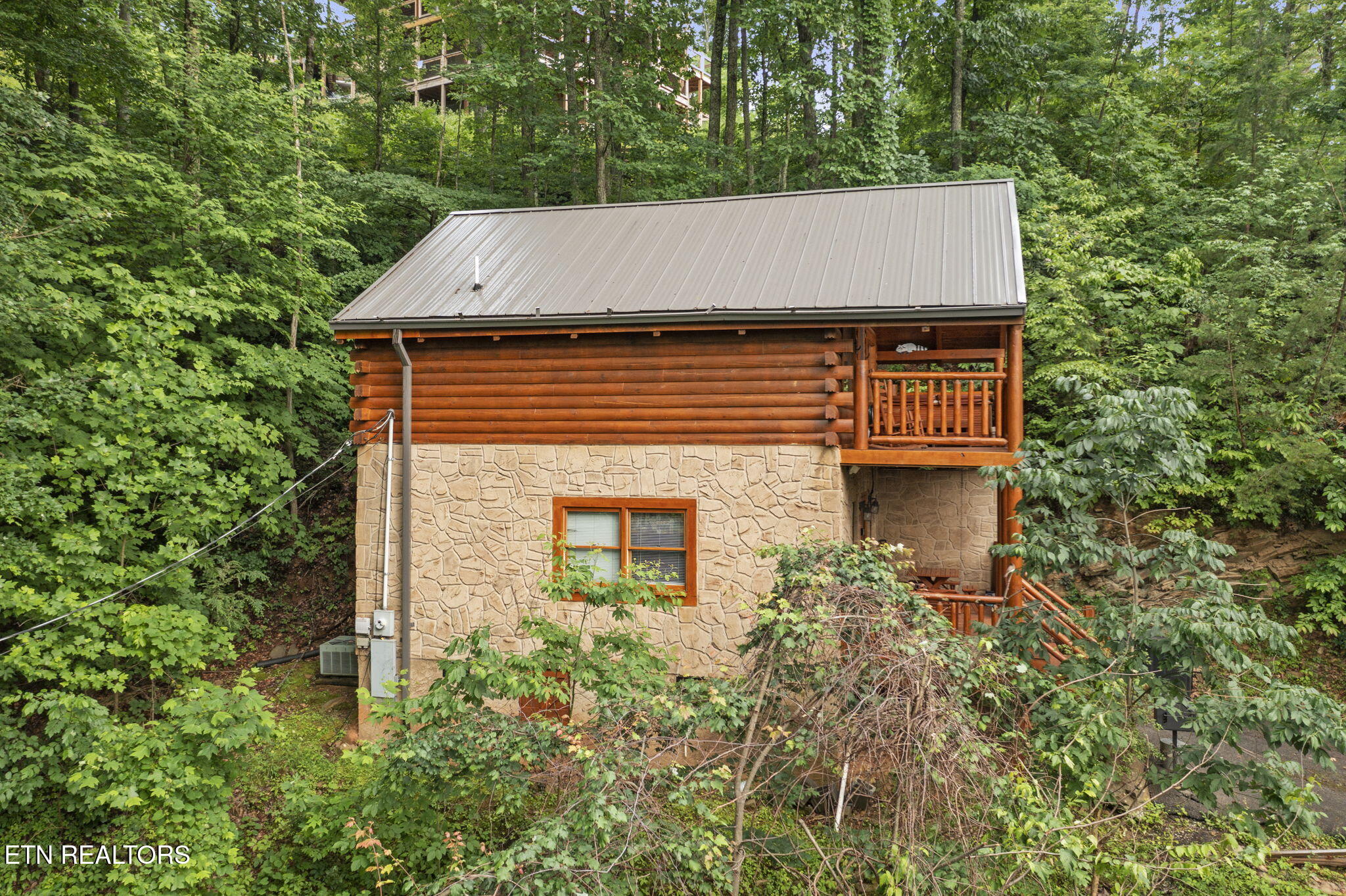 1868 Orchard Drive Sevierville TN 37876
