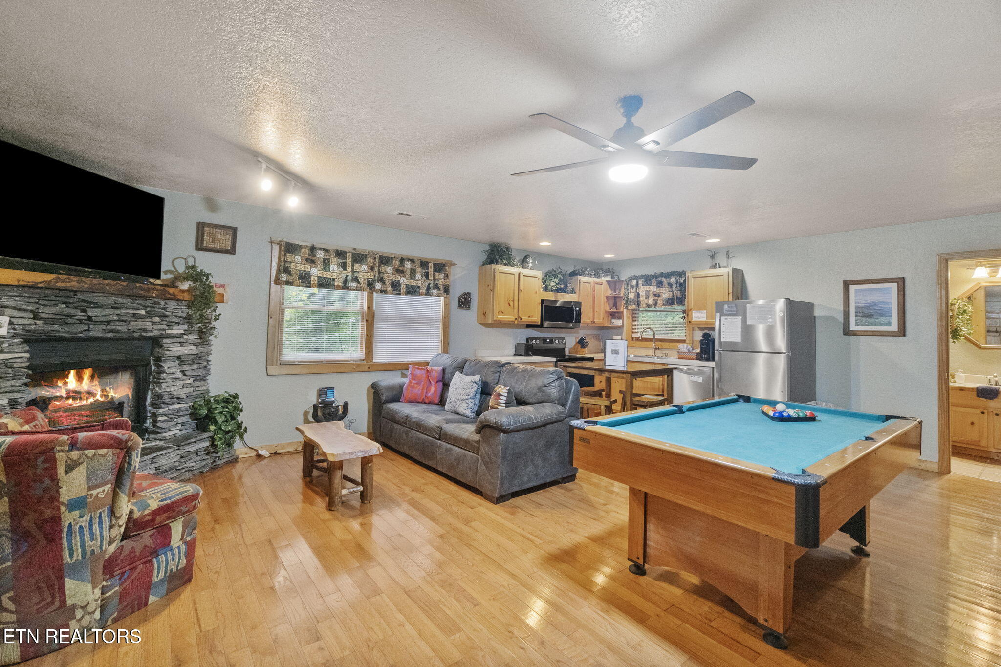 1868 Orchard Drive Sevierville TN 37876