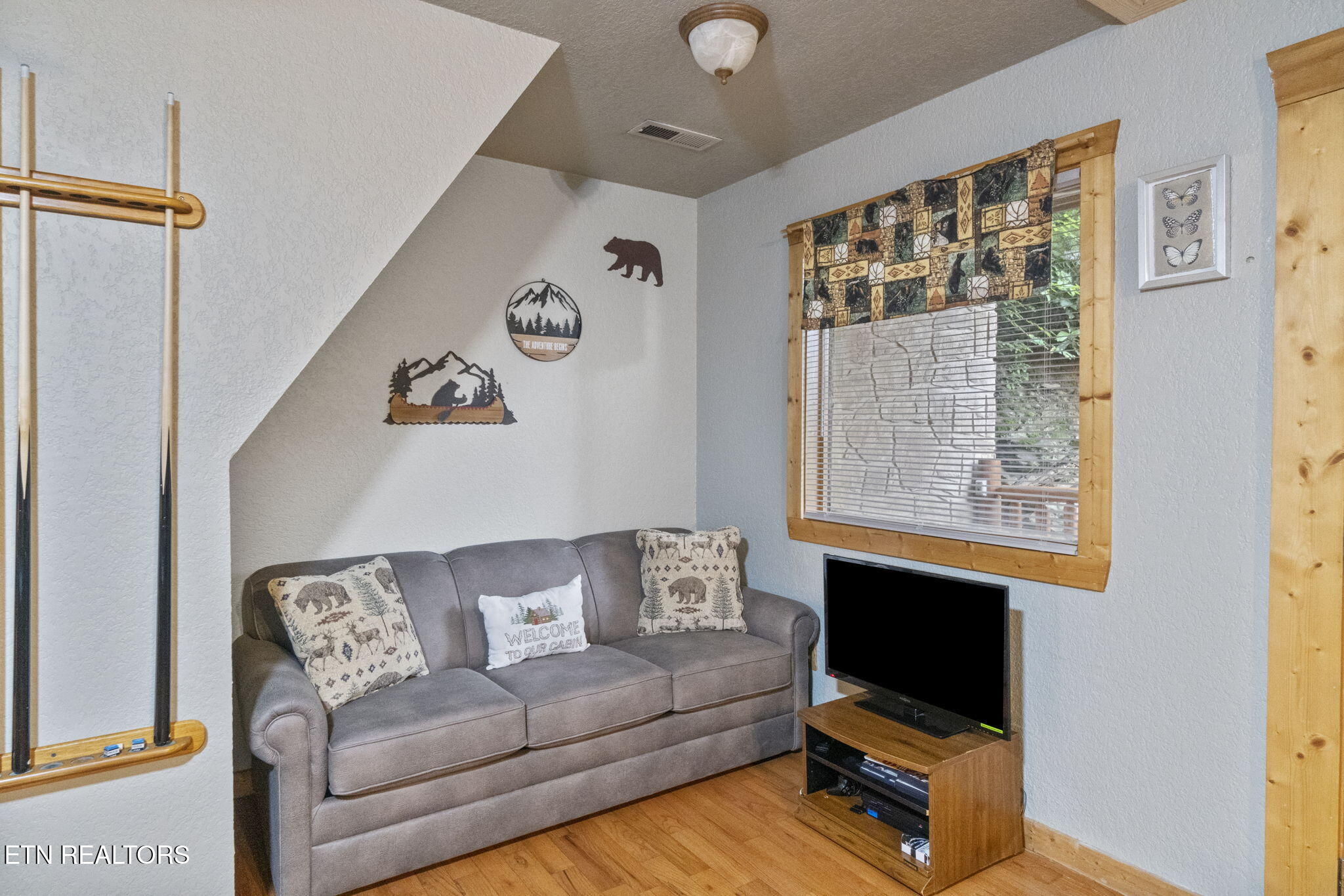 1868 Orchard Drive Sevierville TN 37876