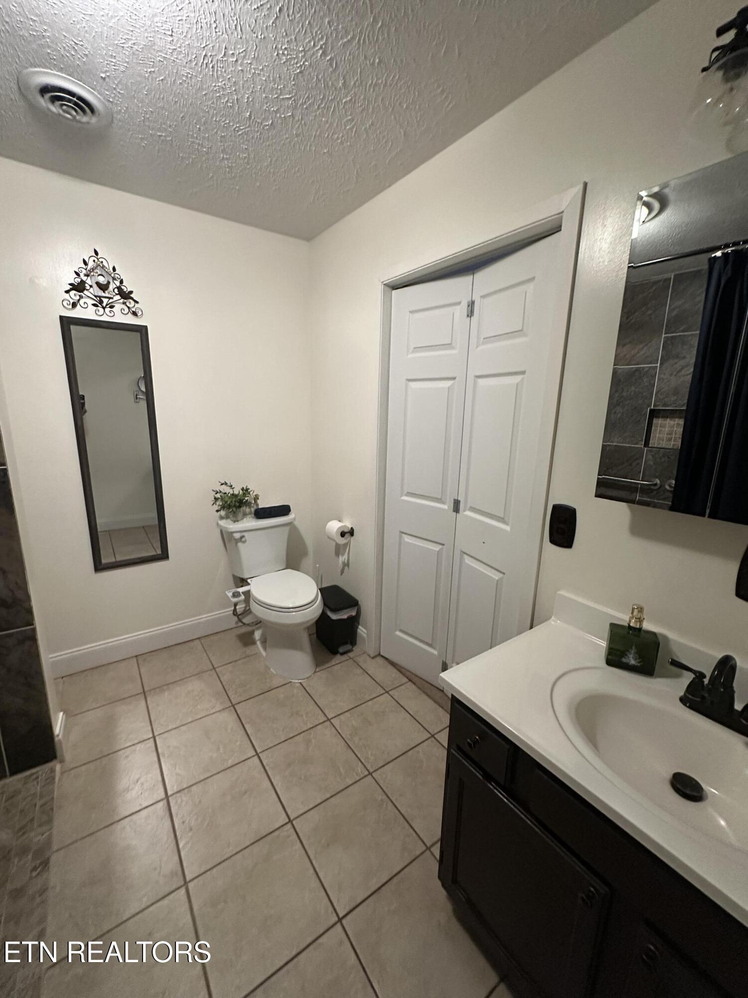 1017 Valley View Circle Sevierville TN 37876