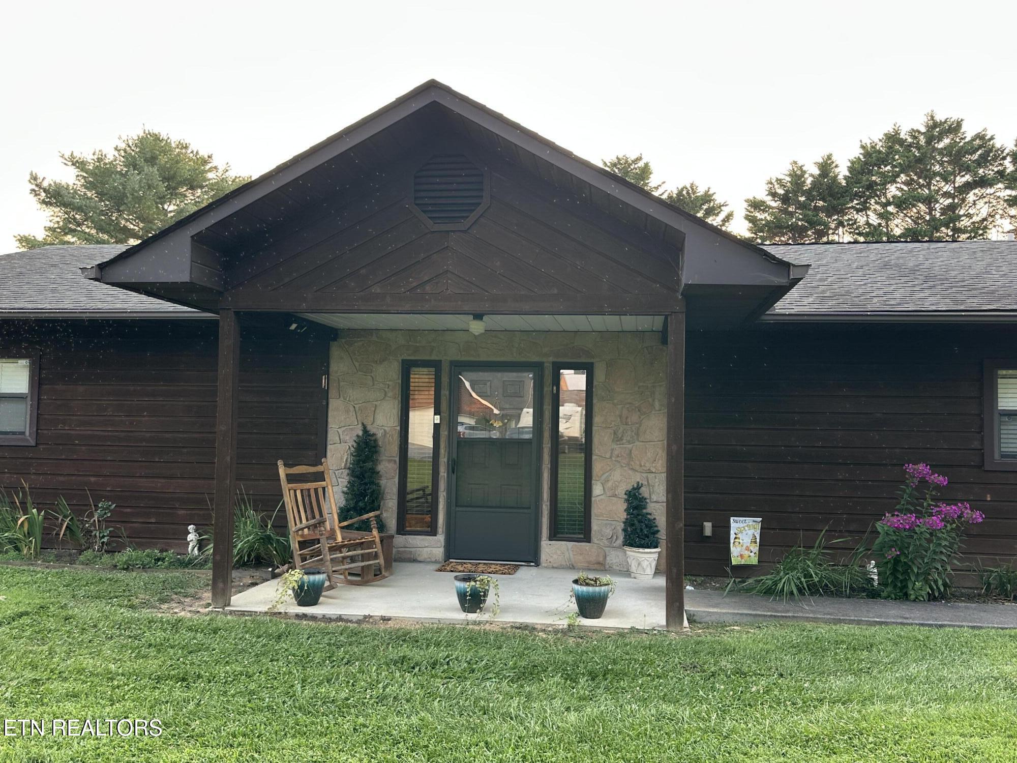 1017 Valley View Circle Sevierville TN 37876