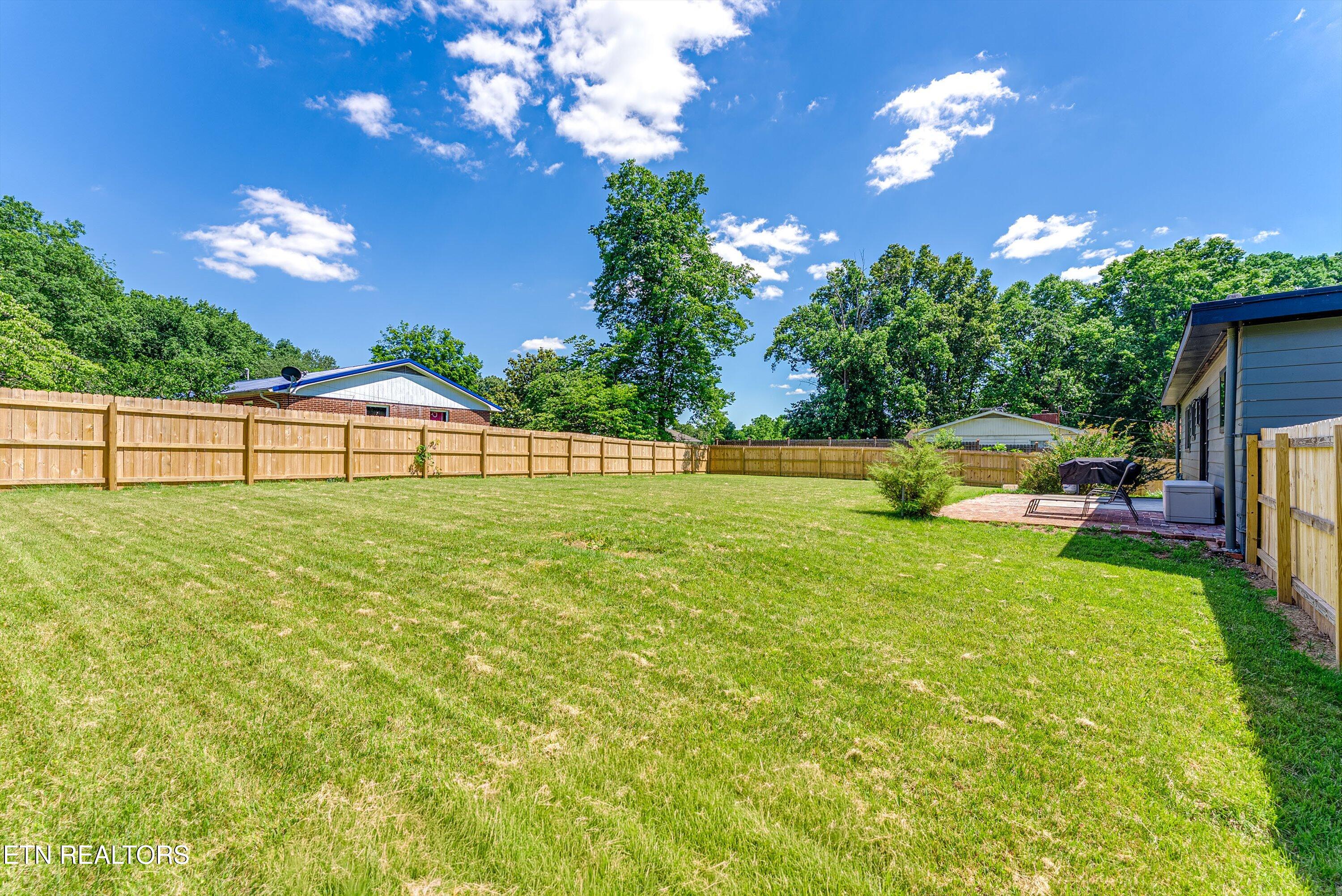 101 Wayne Place Oak Ridge TN 37830