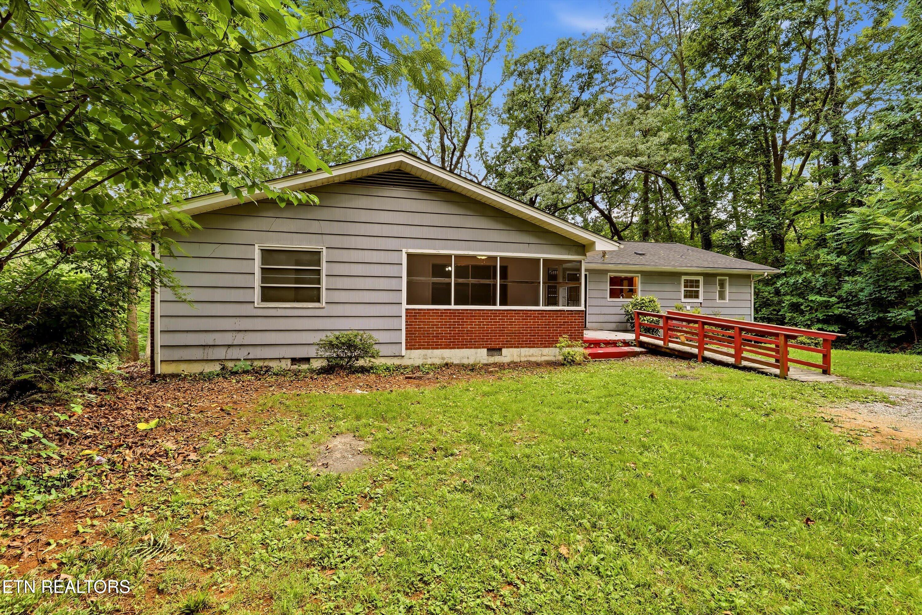 5211 Pinnacle Drive Knoxville TN 37914