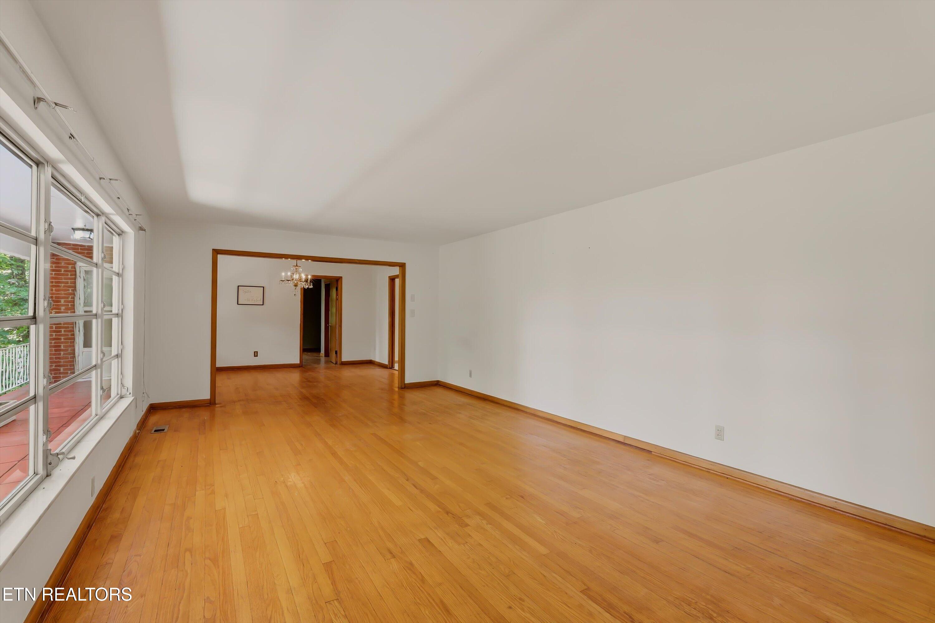 5211 Pinnacle Drive Knoxville TN 37914