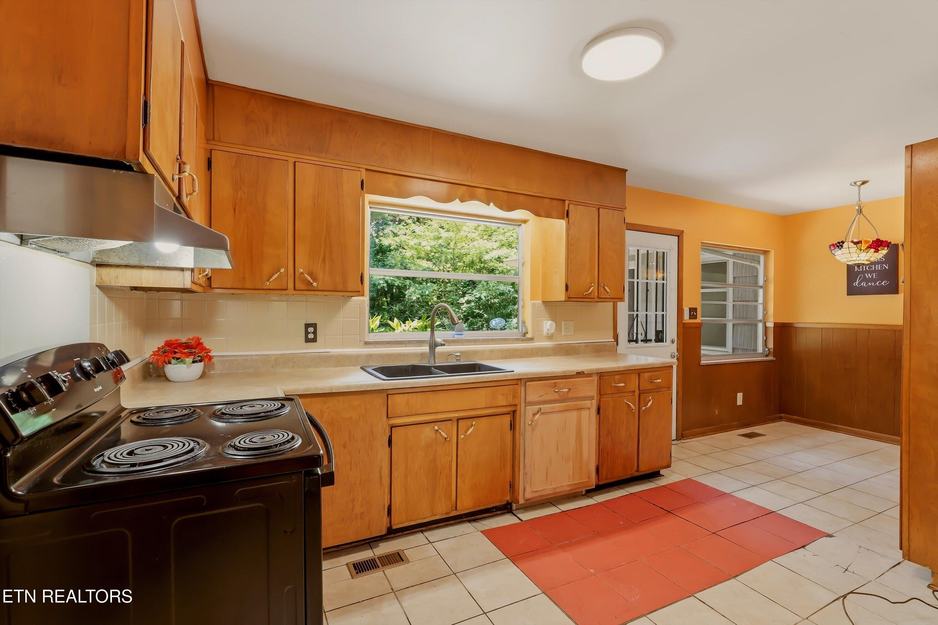 5211 Pinnacle Drive Knoxville TN 37914