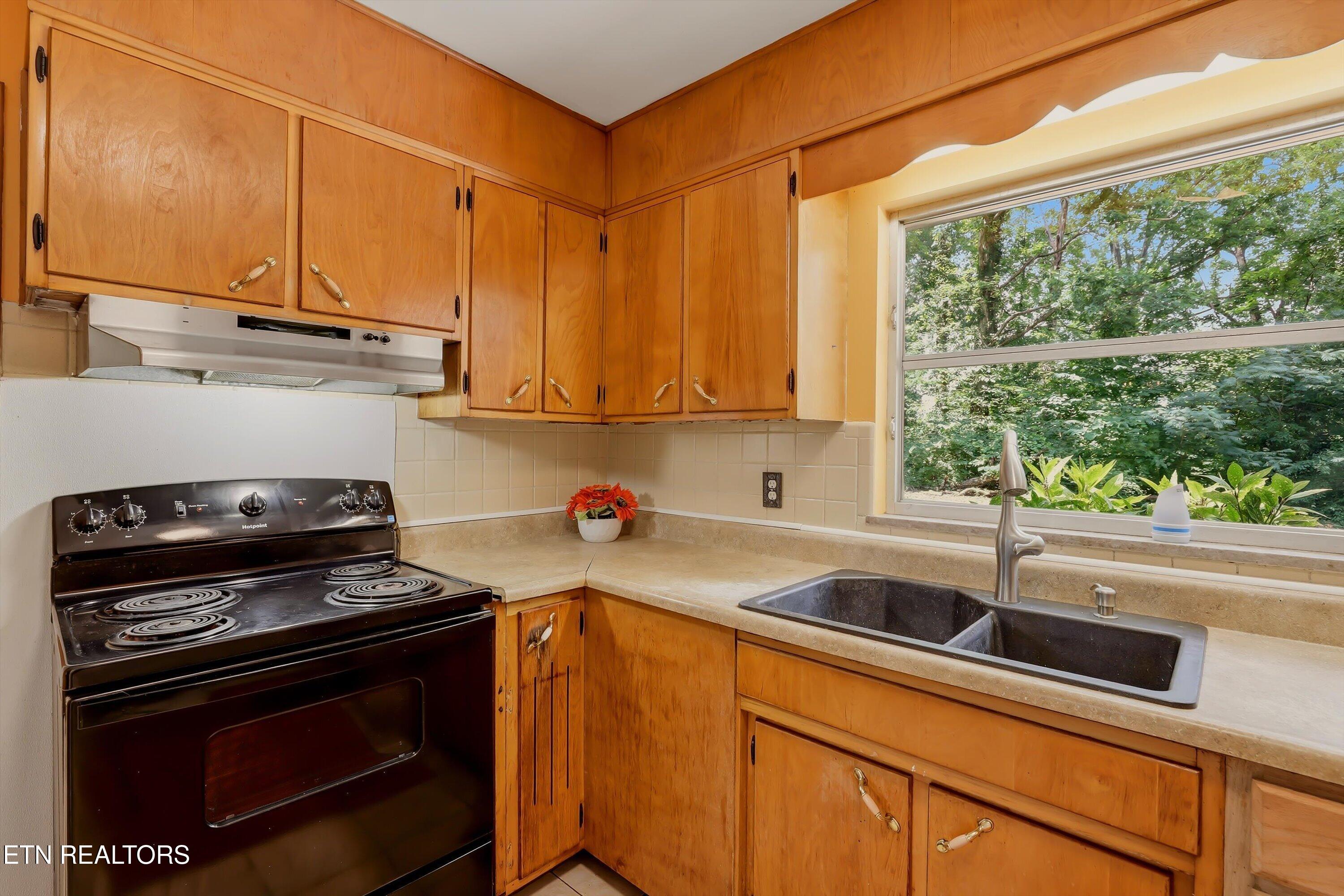5211 Pinnacle Drive Knoxville TN 37914