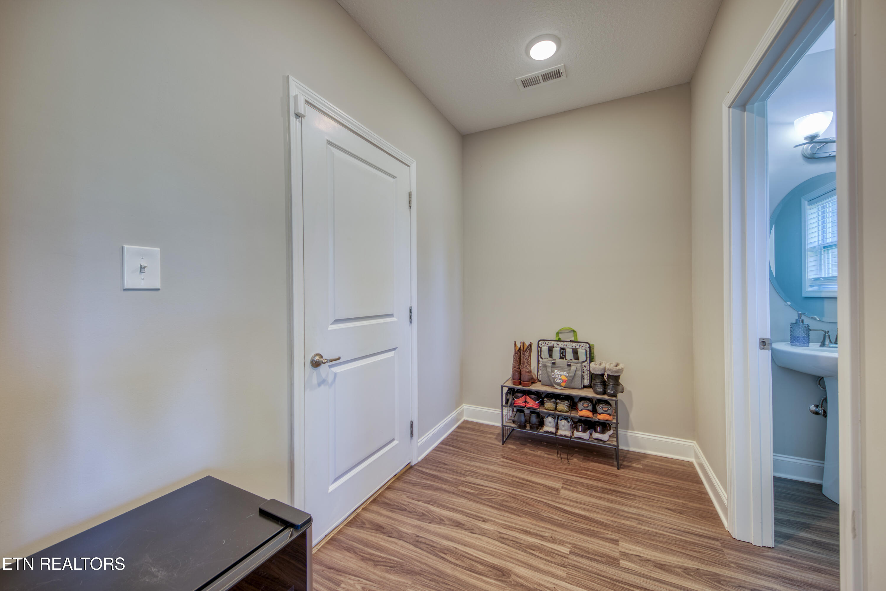 8435 Creek Valley Lane Knoxville TN 37931