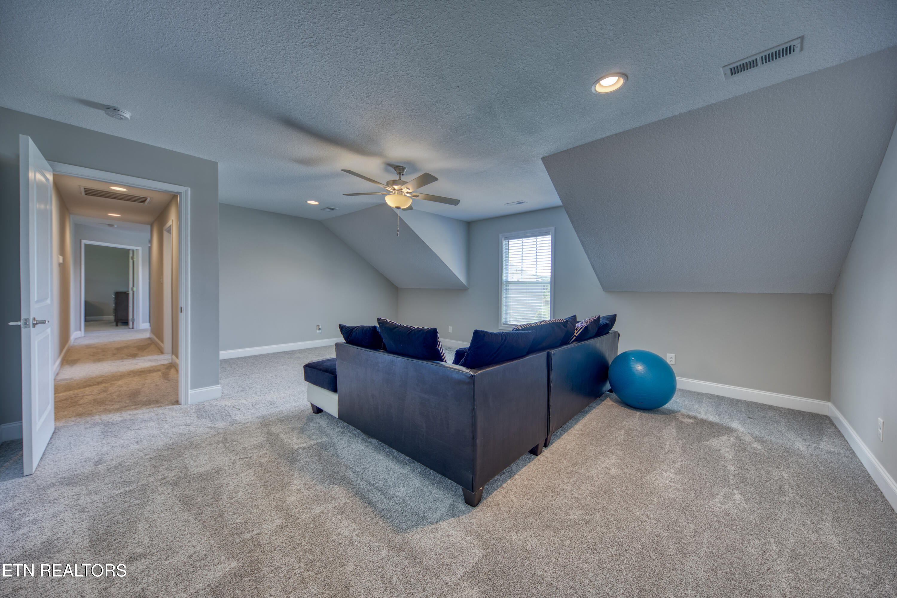 8435 Creek Valley Lane Knoxville TN 37931